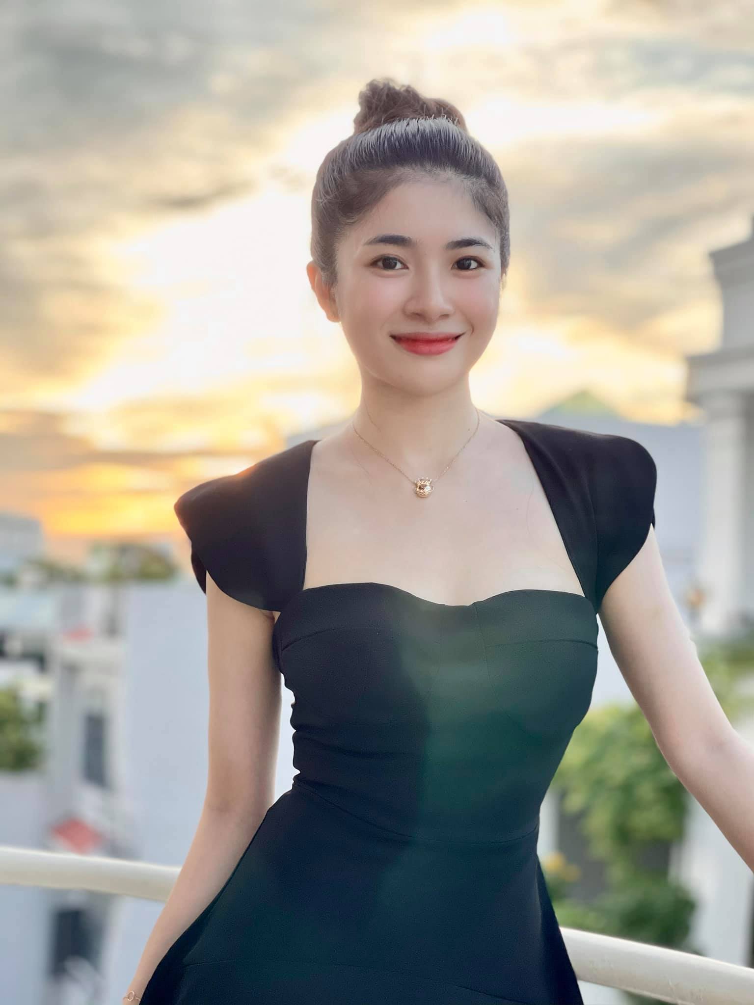 Ảnh Girl gym, Hotgirl Fitness, Ảnh gái tập gym, Girl tập gym, PT hotgirl, Huấn luyện viên hotgirl Anh Thư Dương duonganhthu1004