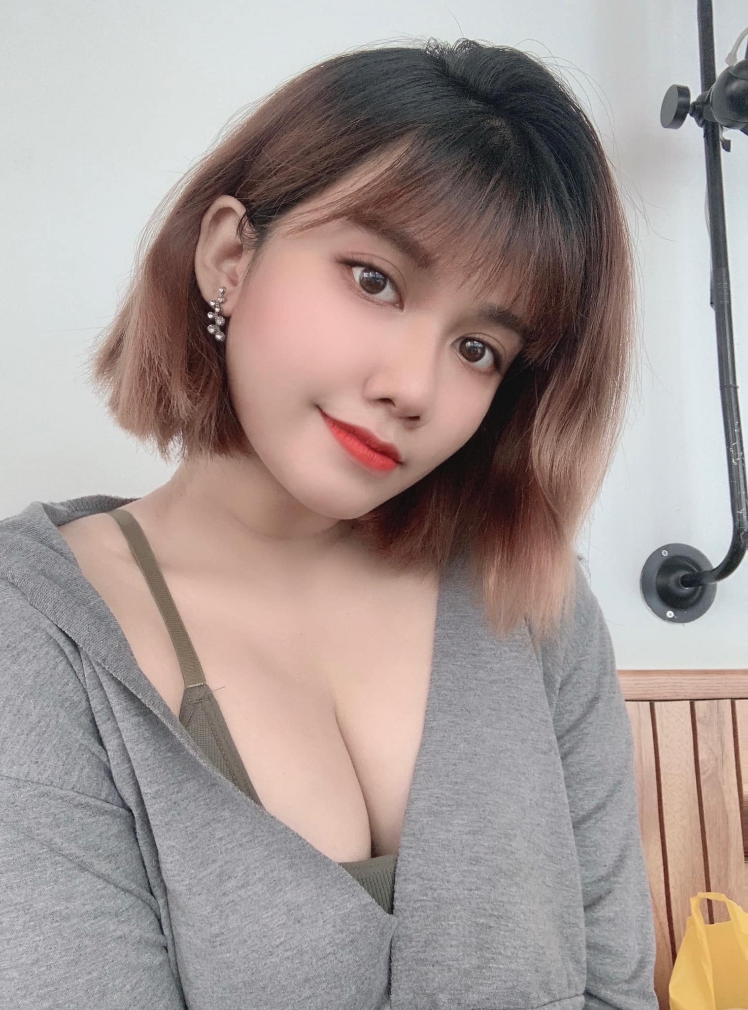 Hot Facebook, Ảnh hot girl, Hình ảnh gái xinh, Girl xinh Việt Nam, Photo gái xinh, Girl xinh Cute, Girl dễ thương Bạch Mai bmai1106