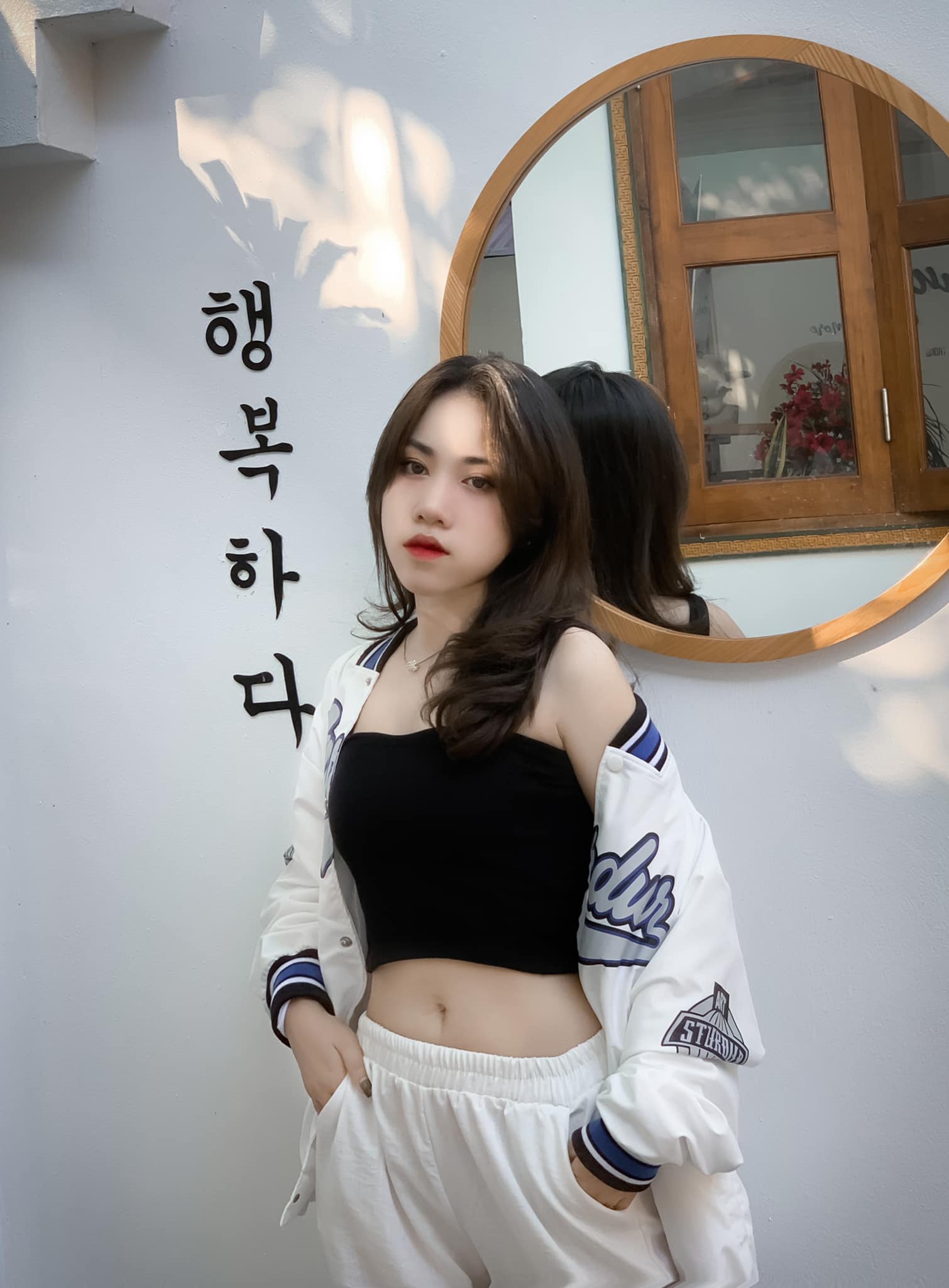 Cao Bích Liên CaoBichLien2103