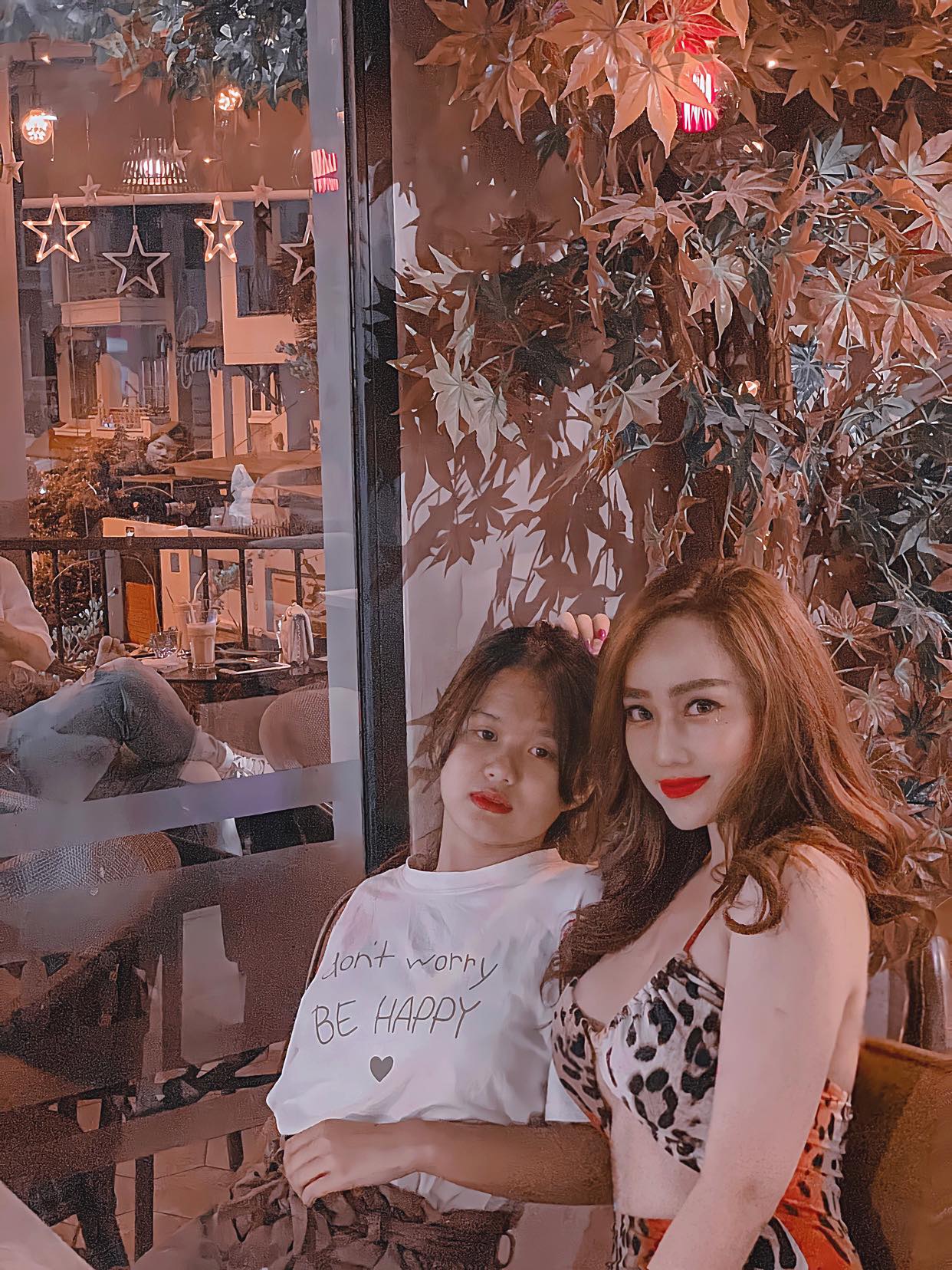 Áo cưới Chu Uyên Phương uyenbettyxinh