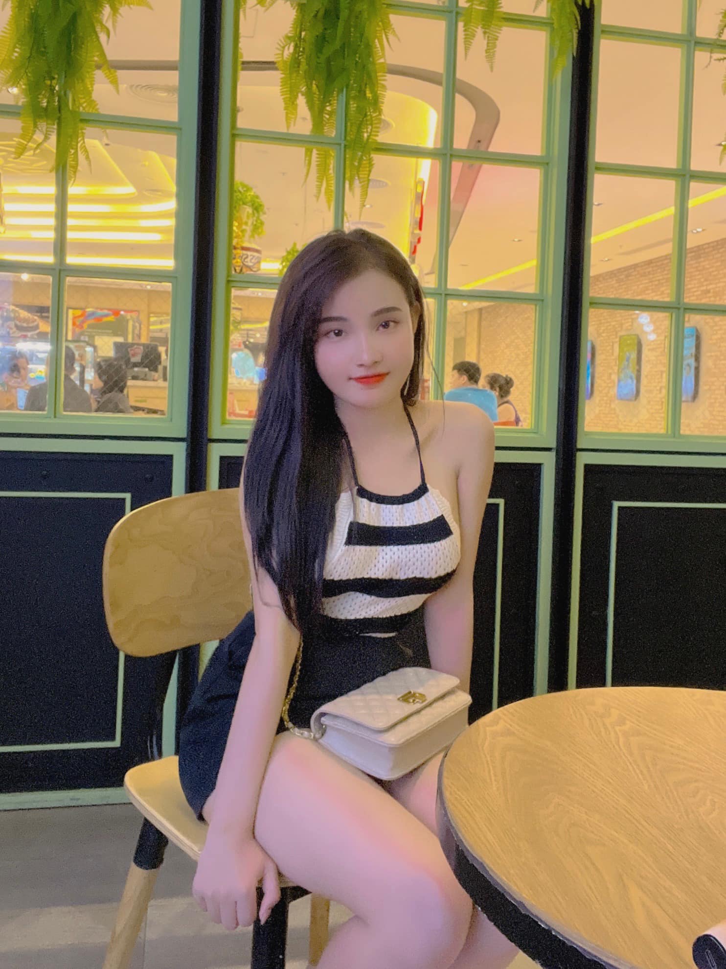 Girl dễ thương, Girl cute, Hotgirl tiktok, Hit face PR Diệu Trinh dieutrinh8