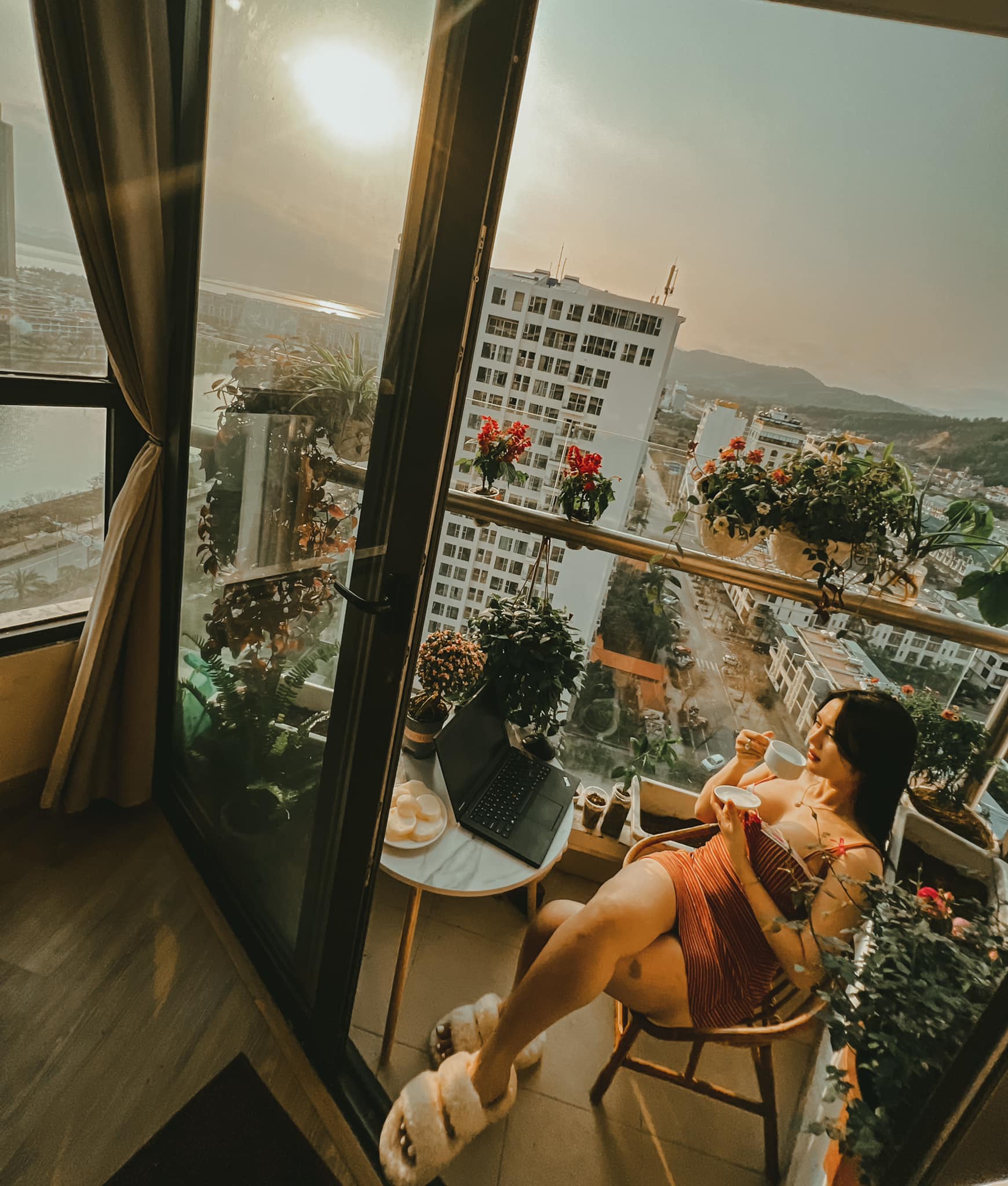 Du lịch, Mua sắm, Chăm sóc da, Ca hát, Làm đẹp Hàn Băng Thu T.Black6666