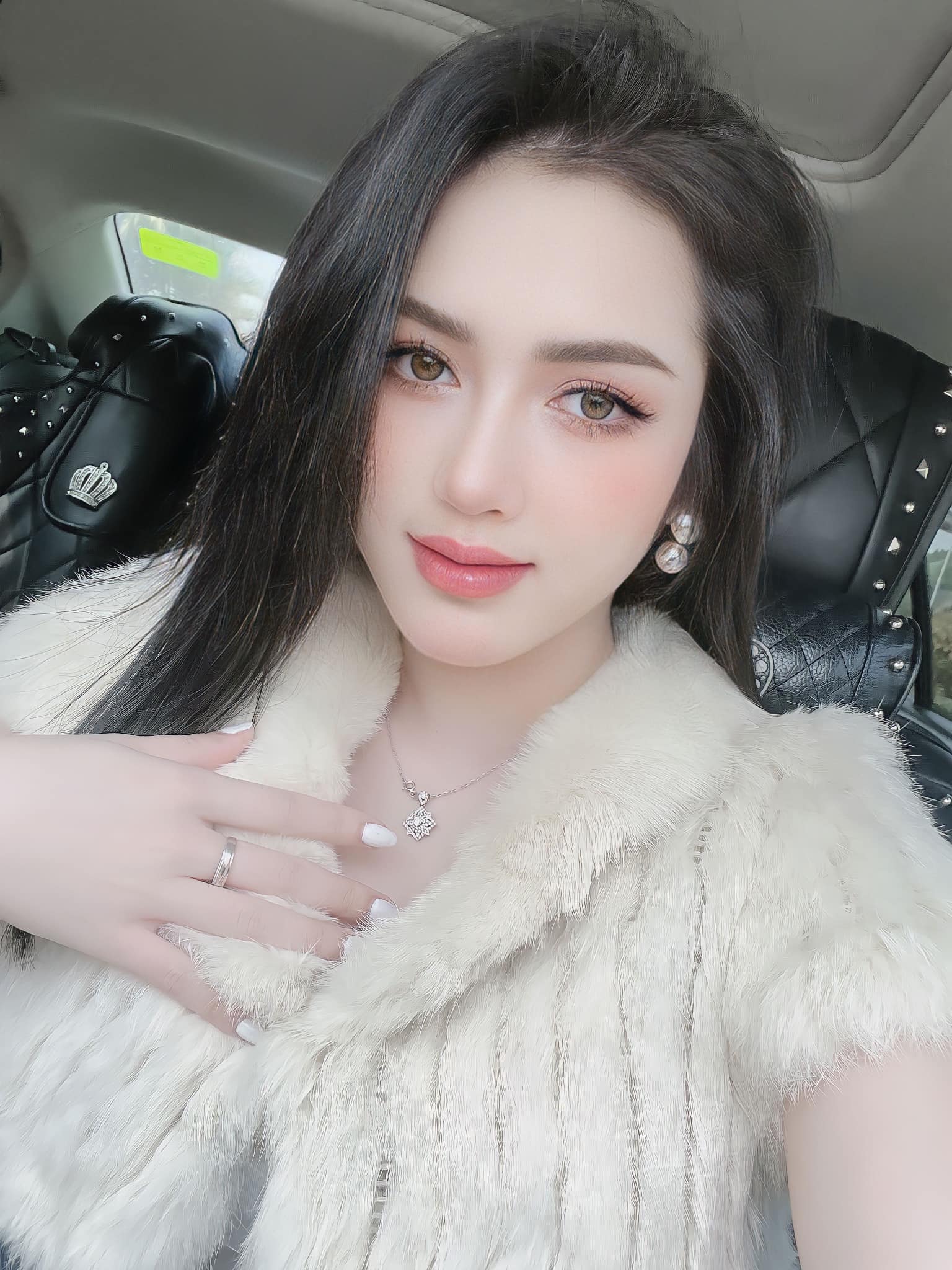 Du lịch, Mua sắm, Chăm sóc da, Ca hát, Làm đẹp Hàn Băng Thu T.Black6666
