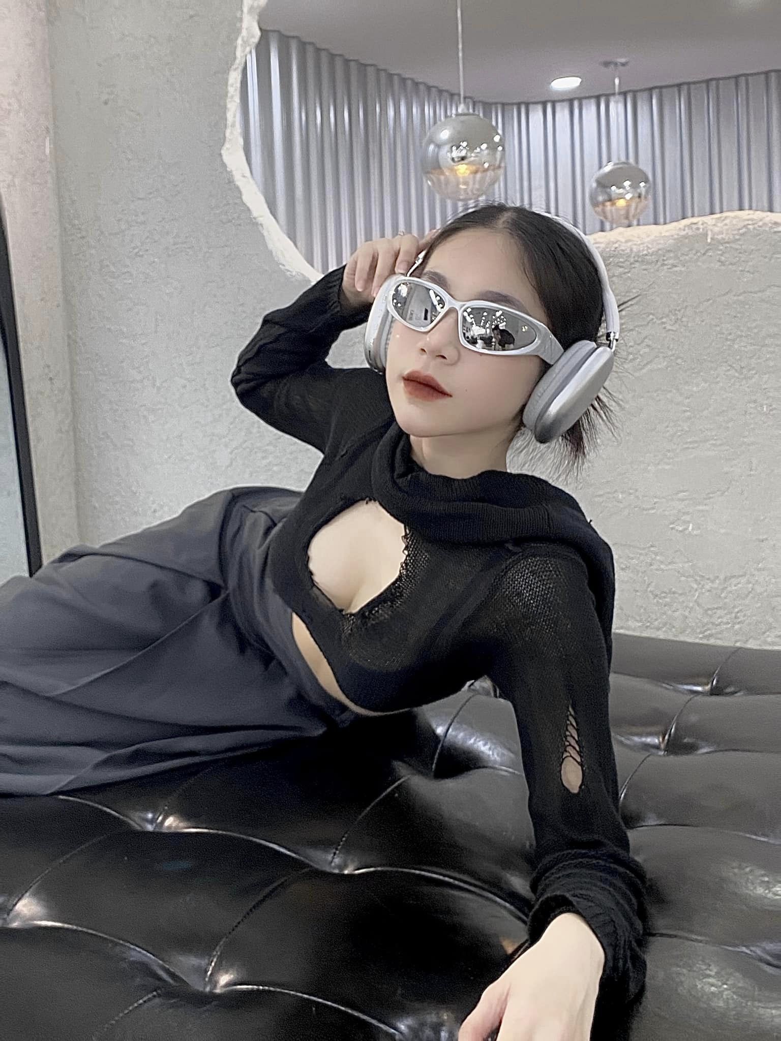 Hoàng Mỹ Tuyệt id=100015073398361