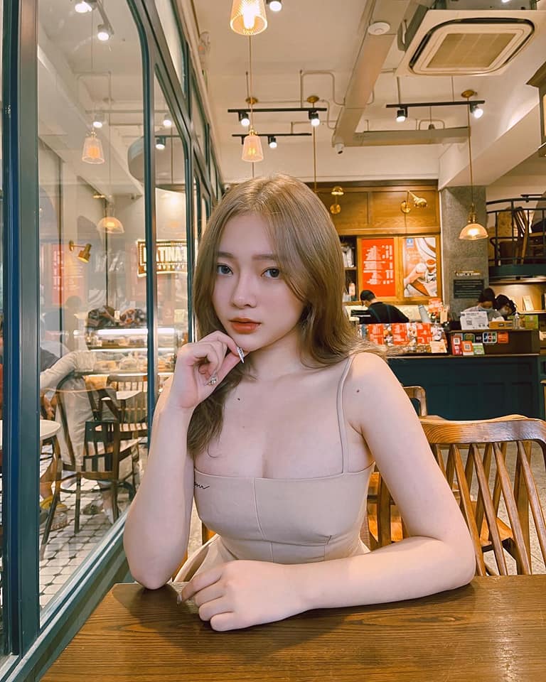 Sexy girls, Girl nóng bỏng Hoàng Nguyễn Linh CHi chandelwyn