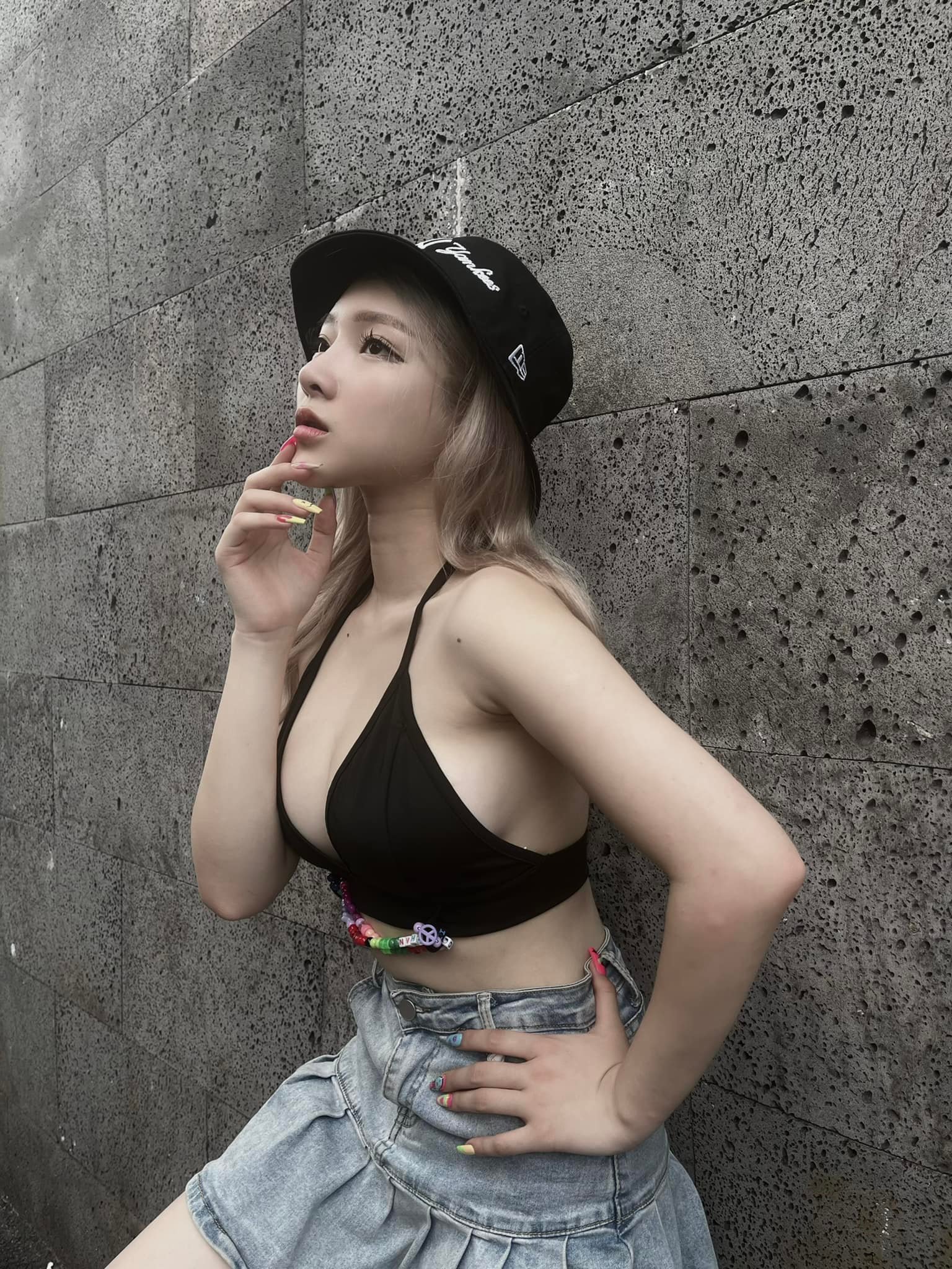 Sexy girls, Girl nóng bỏng Hoàng Nguyễn Linh CHi chandelwyn