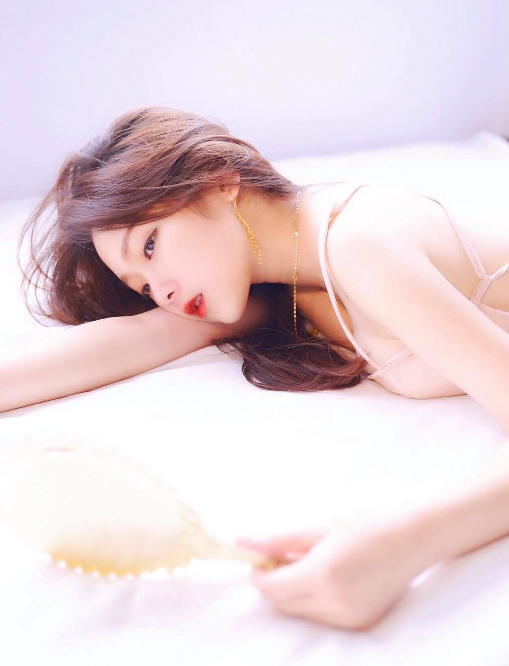 Sexy girls, Girl nóng bỏng Hoàng Nguyễn Linh CHi chandelwyn