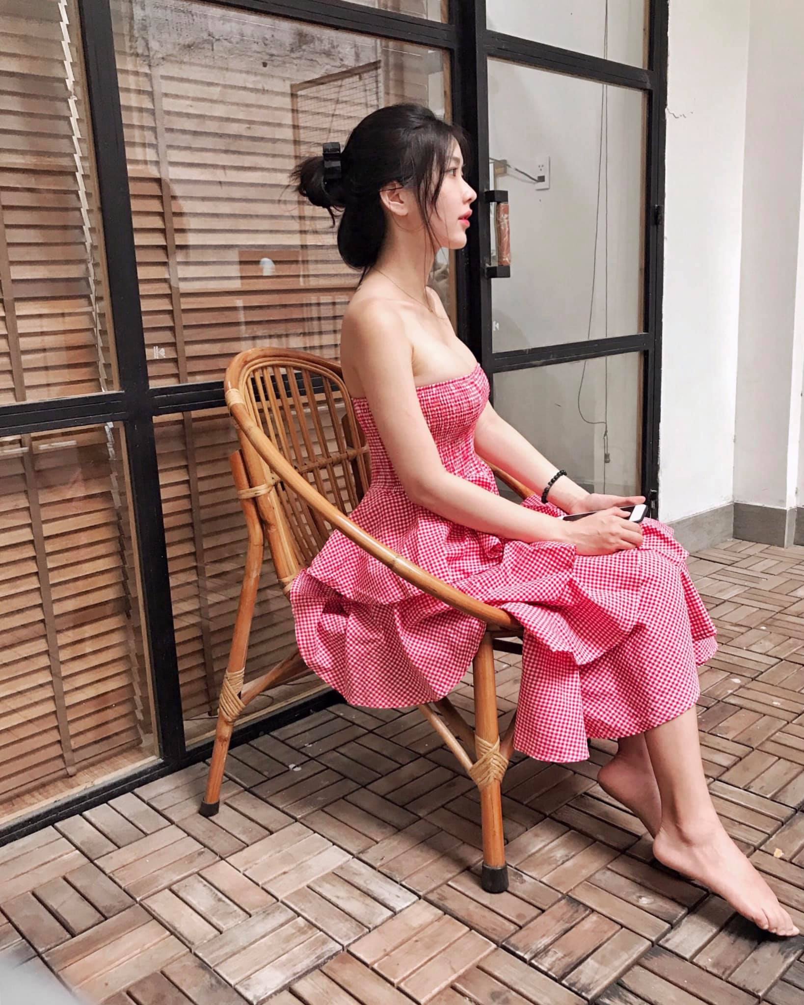 Ảnh Girl gym, Hotgirl Fitness, Ảnh gái tập gym, Girl tập gym, PT hotgirl, Huấn luyện viên hotgirl Hoàng Nhân Linh Chi hoangnhanlinhchi
