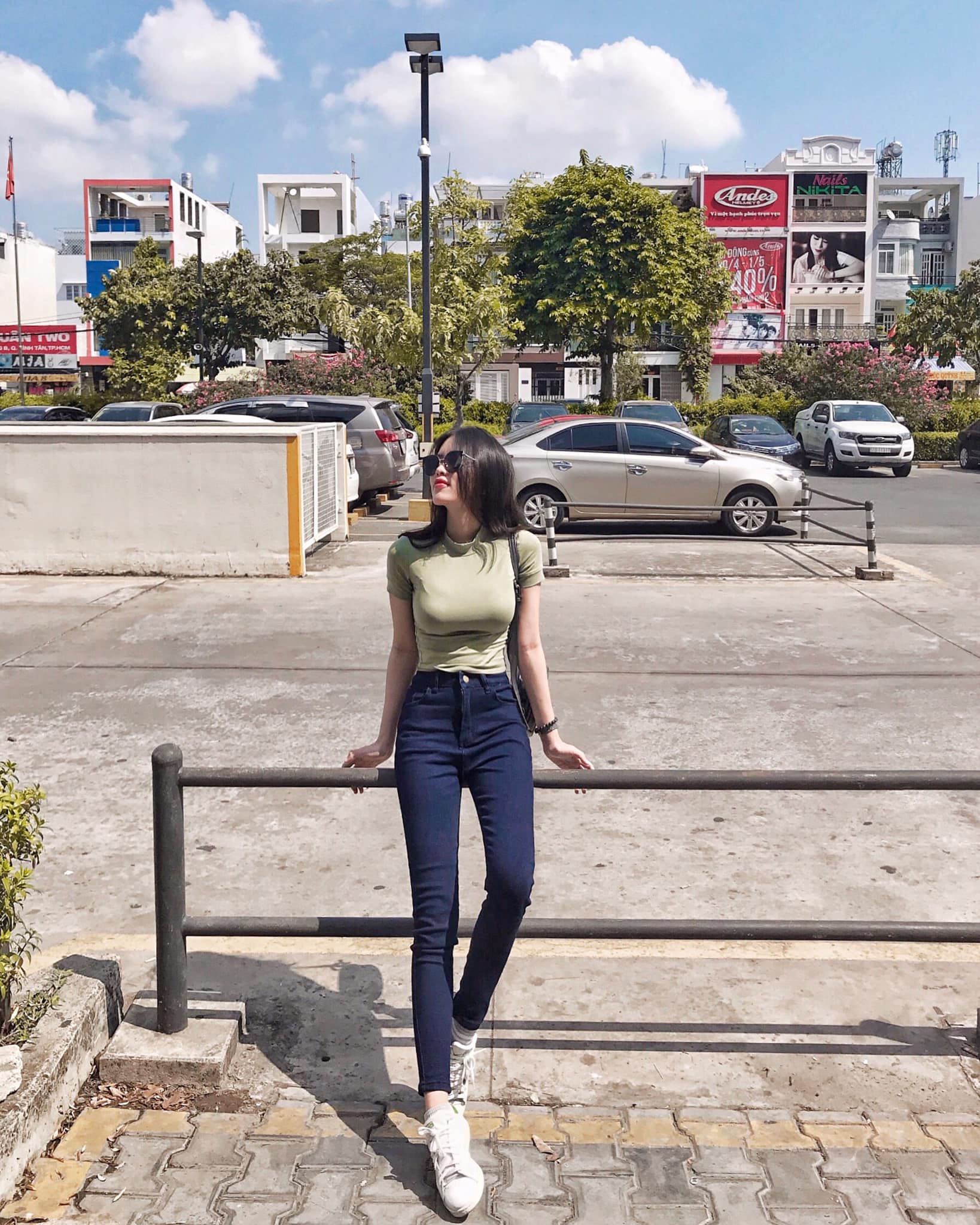 Ảnh Girl gym, Hotgirl Fitness, Ảnh gái tập gym, Girl tập gym, PT hotgirl, Huấn luyện viên hotgirl Hoàng Nhân Linh Chi hoangnhanlinhchi