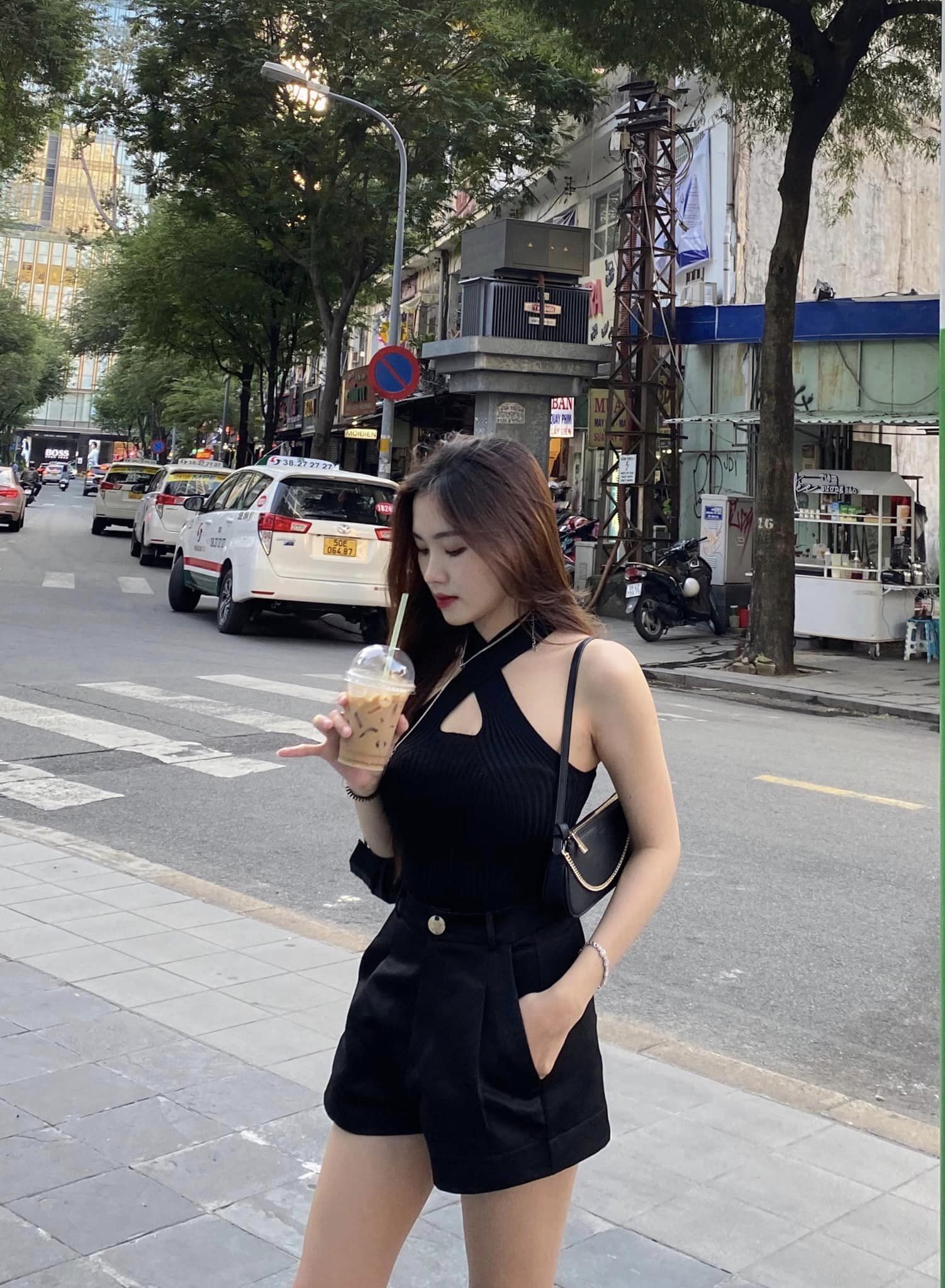 Ảnh Girl gym, Hotgirl Fitness, Ảnh gái tập gym, Girl tập gym, PT hotgirl, Huấn luyện viên hotgirl Hoàng Phương Uyên uyenuonghodiep22.5