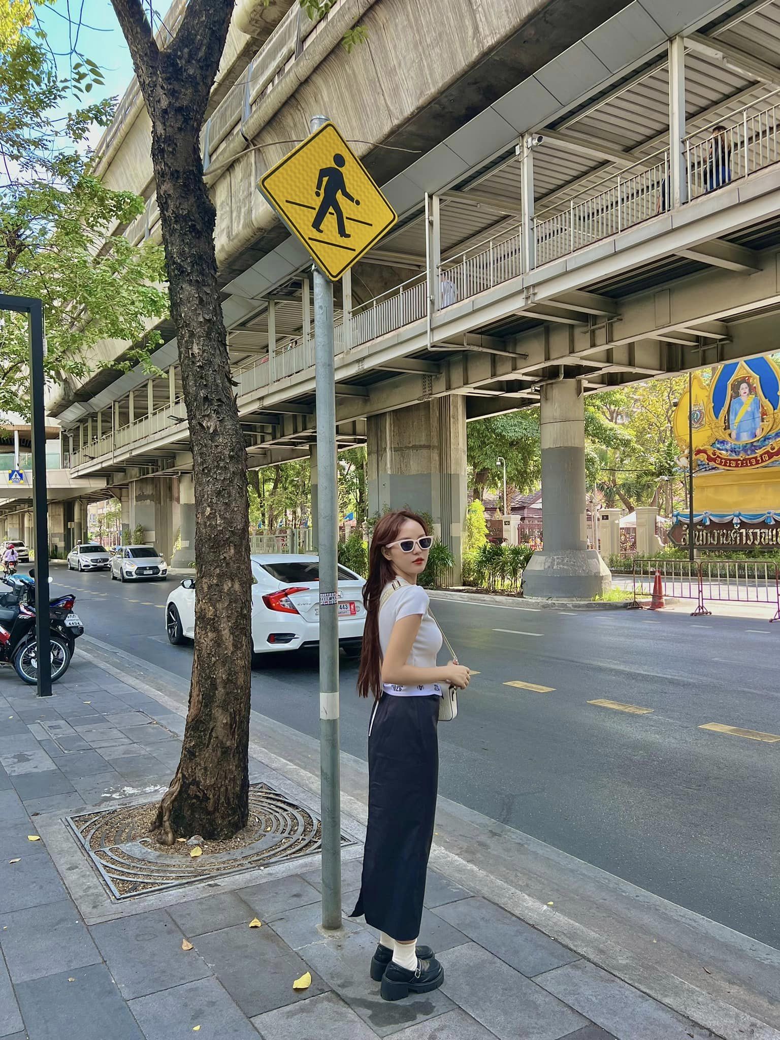 Hồng Hạnh hanh.ngoc.5895