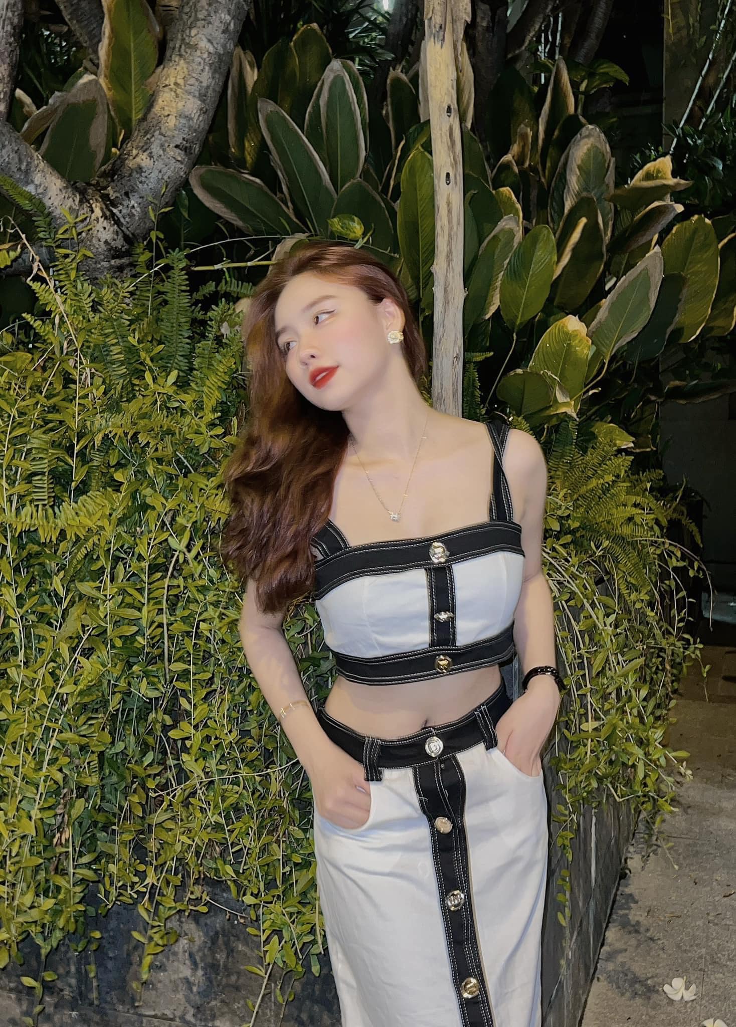 Huế Hoàng id=100013743823799