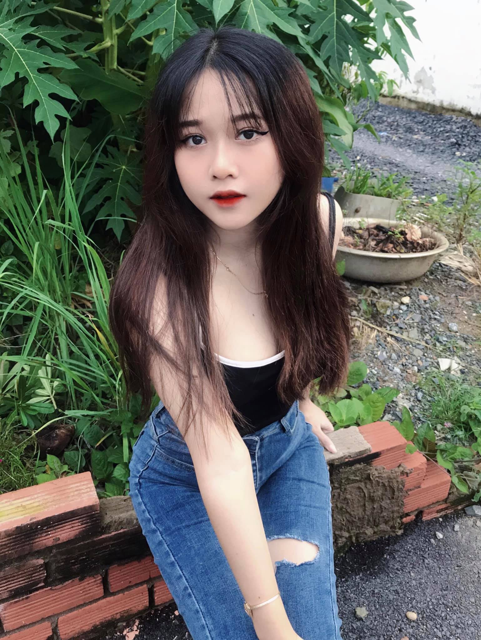 Huỳnh Ngọc Hân id=100051925305391 Ảnh Girl gym, Hotgirl Fitness, Ảnh gái tập gym, Girl tập gym, PT hotgirl, Huấn luyện viên hotgirl