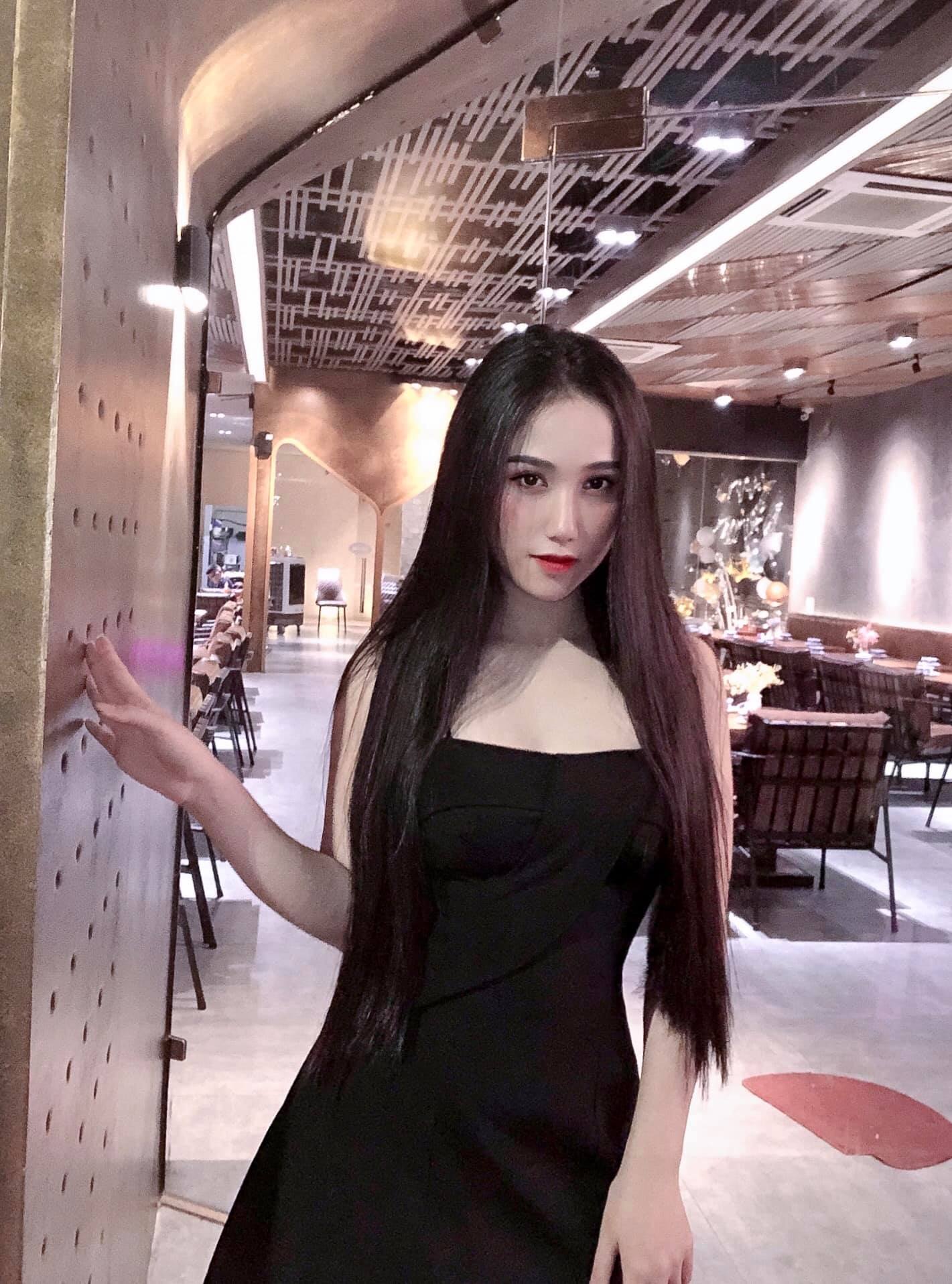 Huỳnh Trúc Ly id=100050451288746 Ảnh Girl gym, Hotgirl Fitness, Ảnh gái tập gym, Girl tập gym, PT hotgirl, Huấn luyện viên hotgirl