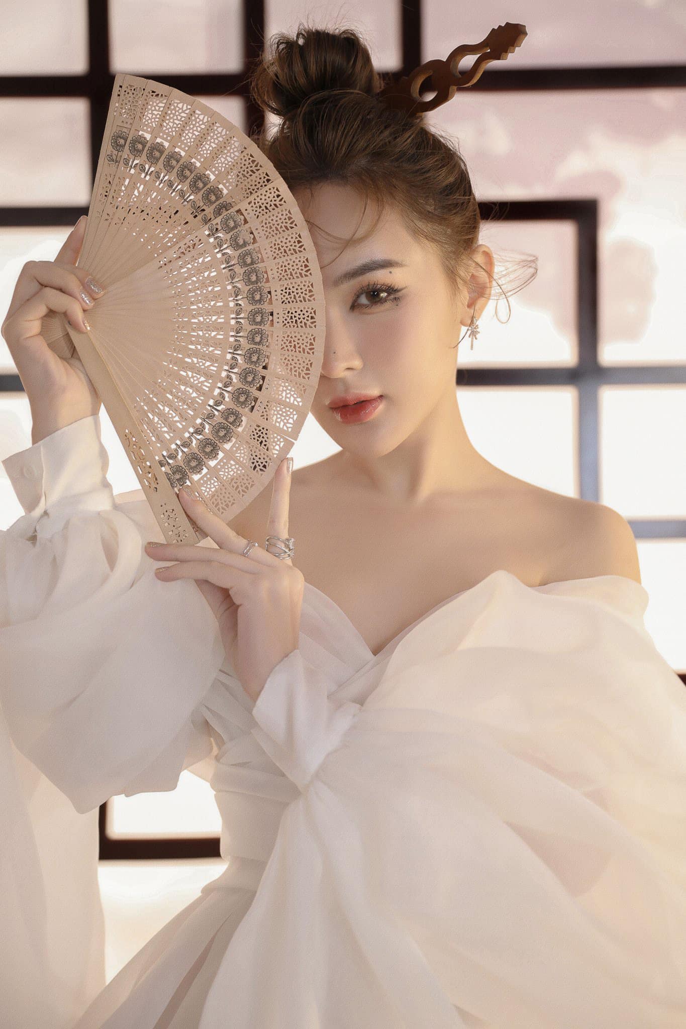 Kelly Nguyễn Kellyzit