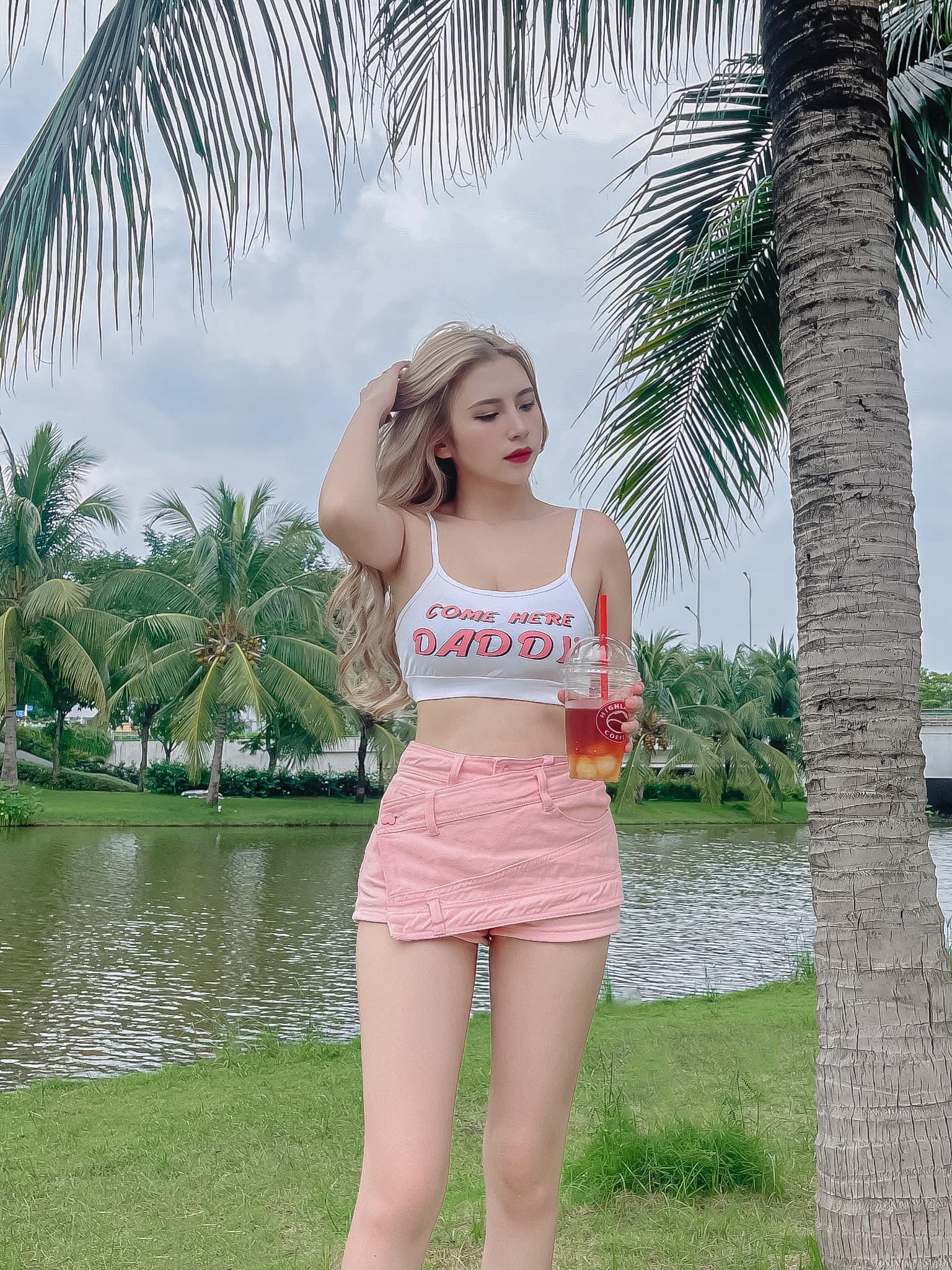 Hot Facebook, Ảnh hot girl, Hình ảnh gái xinh, Girl xinh Việt Nam, Photo gái xinh, Girl xinh Cute, Girl dễ thương Khổng Minh Thanh khongminhthanhh