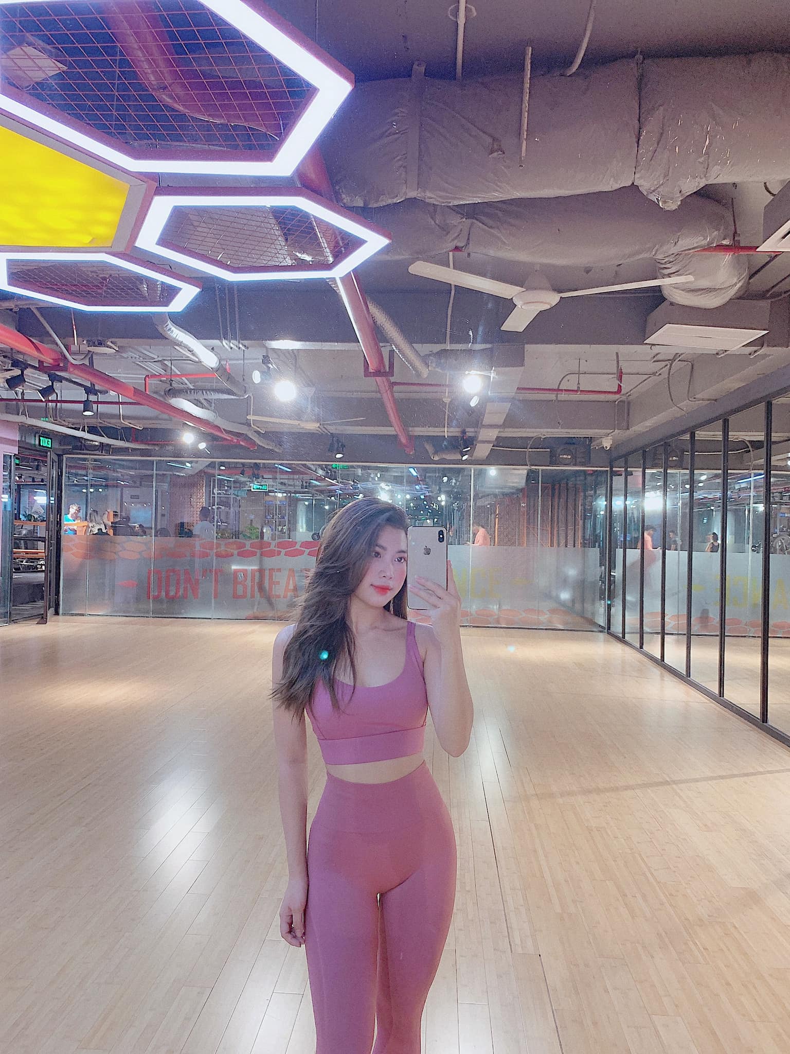 Sexy Girl, Girl Gym, Gymer, PT girl, Fitness, HLV thể hình Lê Mơ lemo.gym.vn