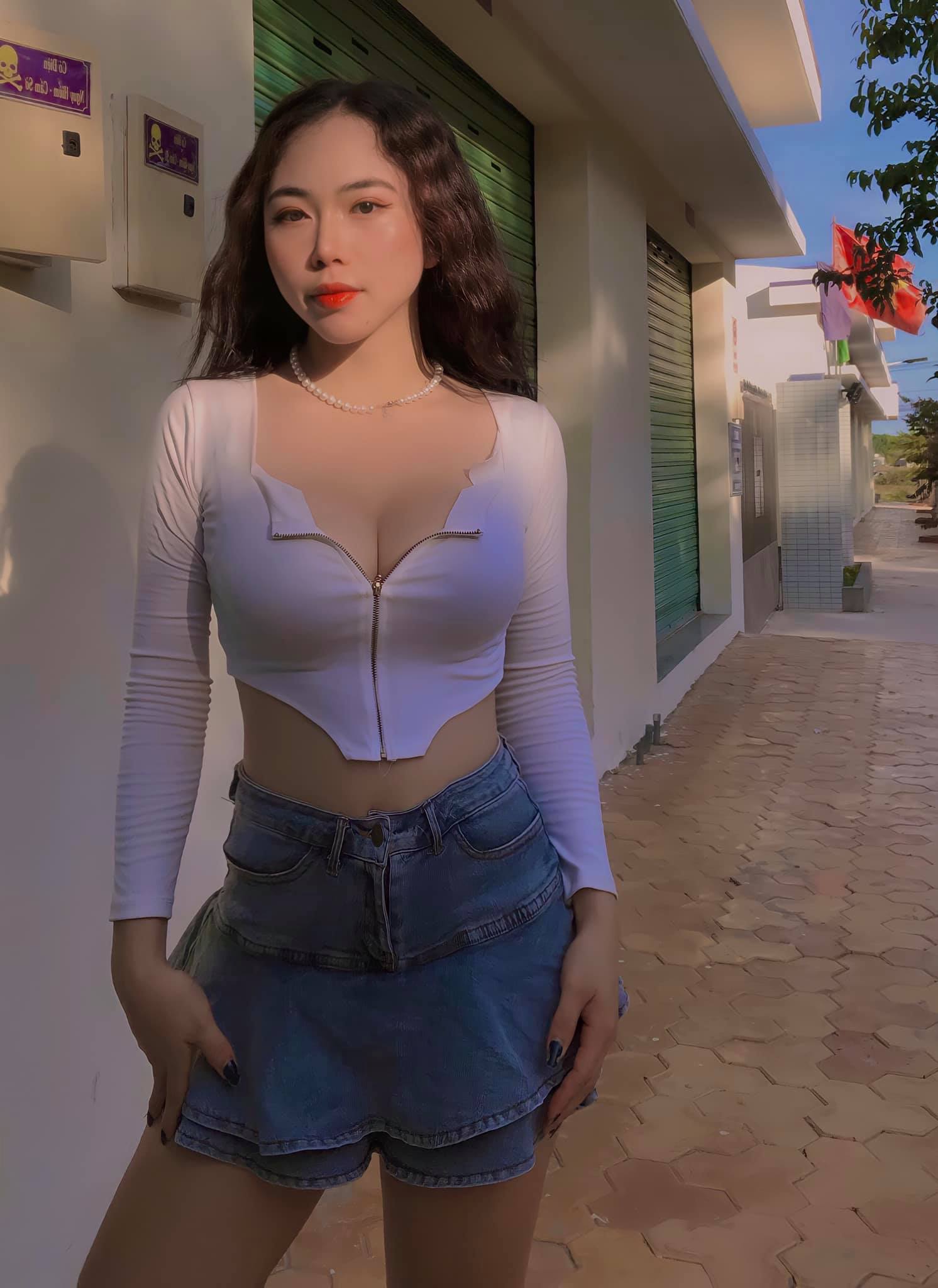 Lê Thanh Thảo lethanhthao3082003