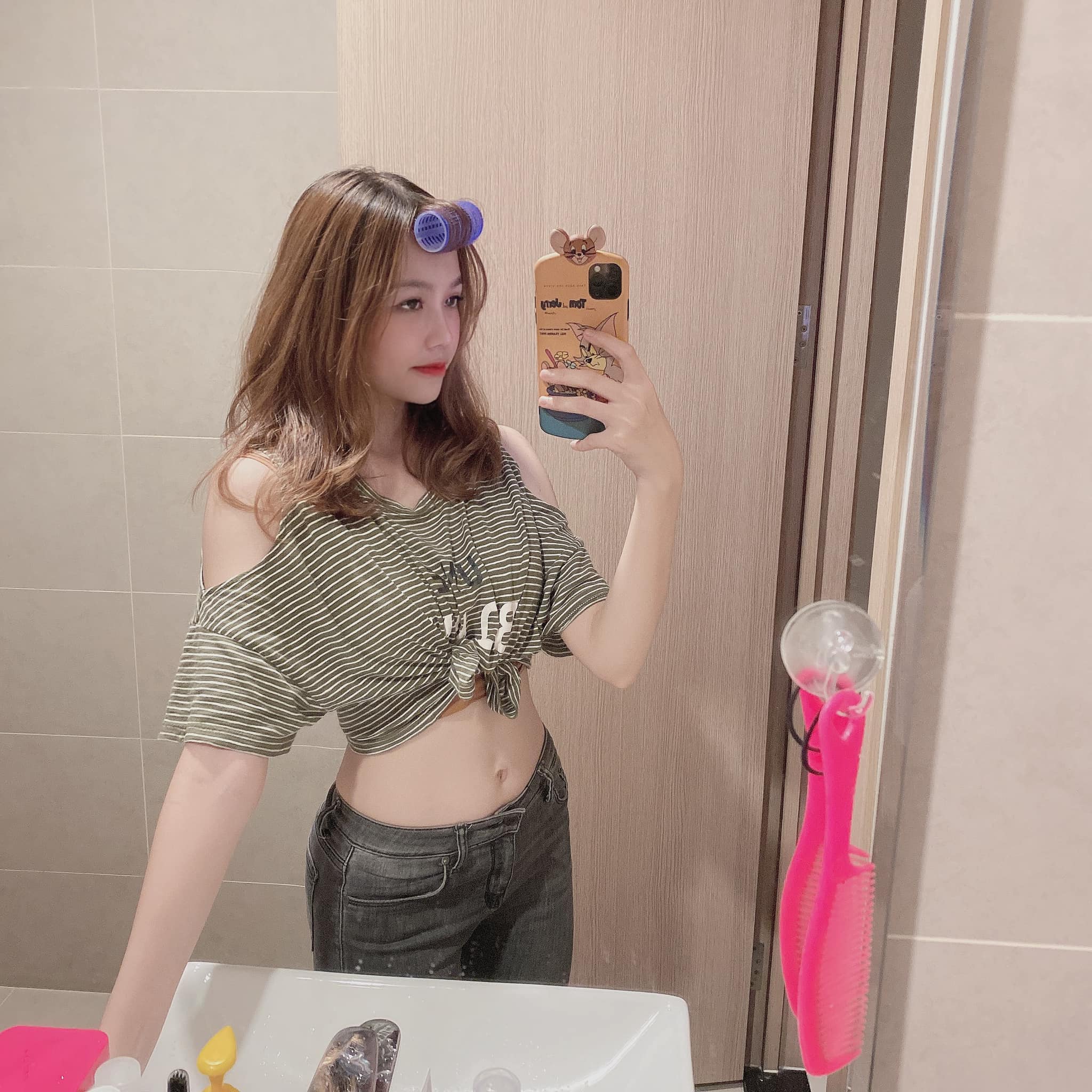 Gamer, Streamer, Cosplay Gamer, KOLs, Chơi xe PKL, Cá tính, Hotgirl Cool ngầu Lê Thị Ngọc Cẩm khoily2709