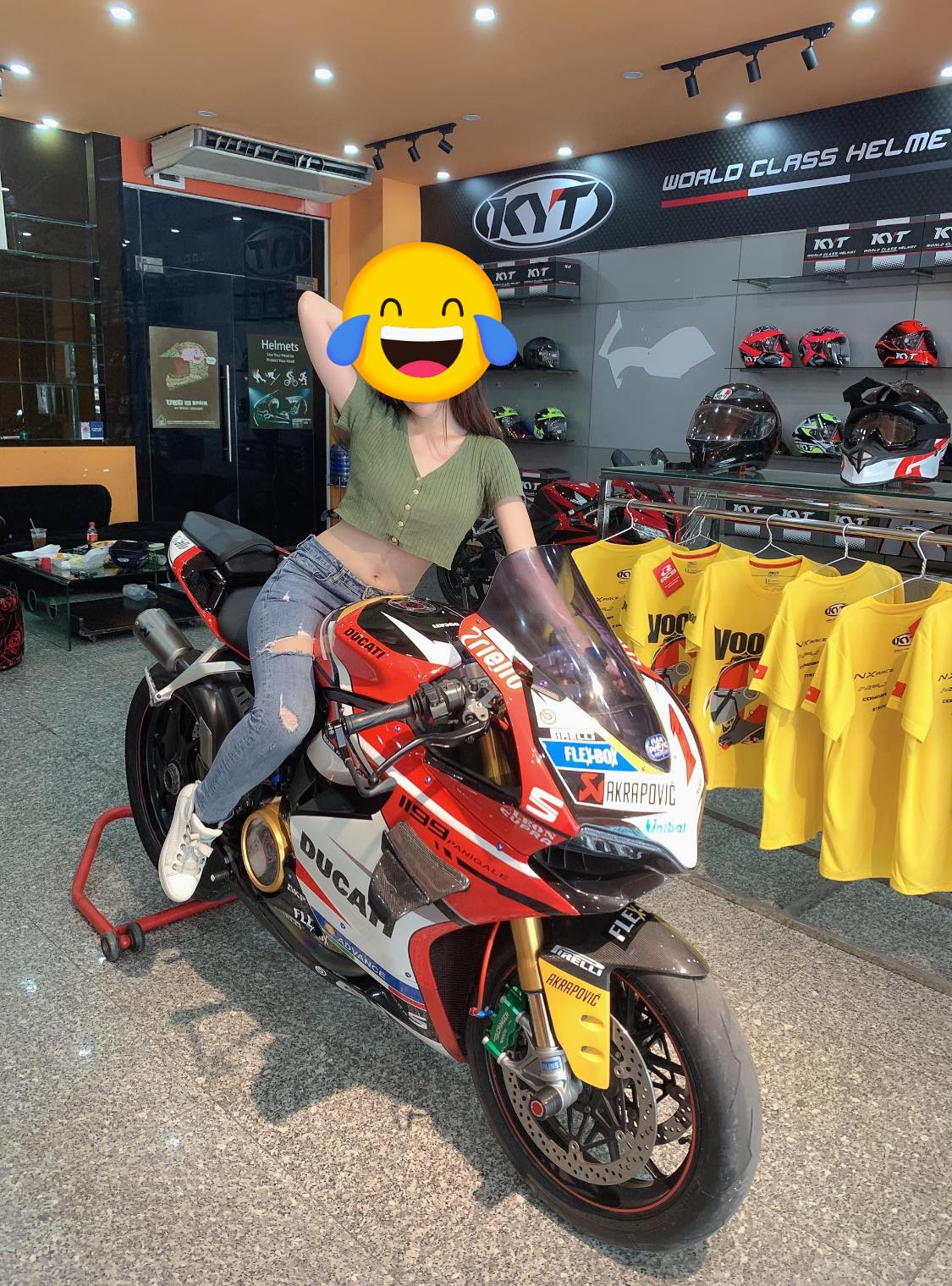 Gamer, Streamer, Cosplay Gamer, KOLs, Chơi xe PKL, Cá tính, Hotgirl Cool ngầu Lê Thị Ngọc Cẩm khoily2709