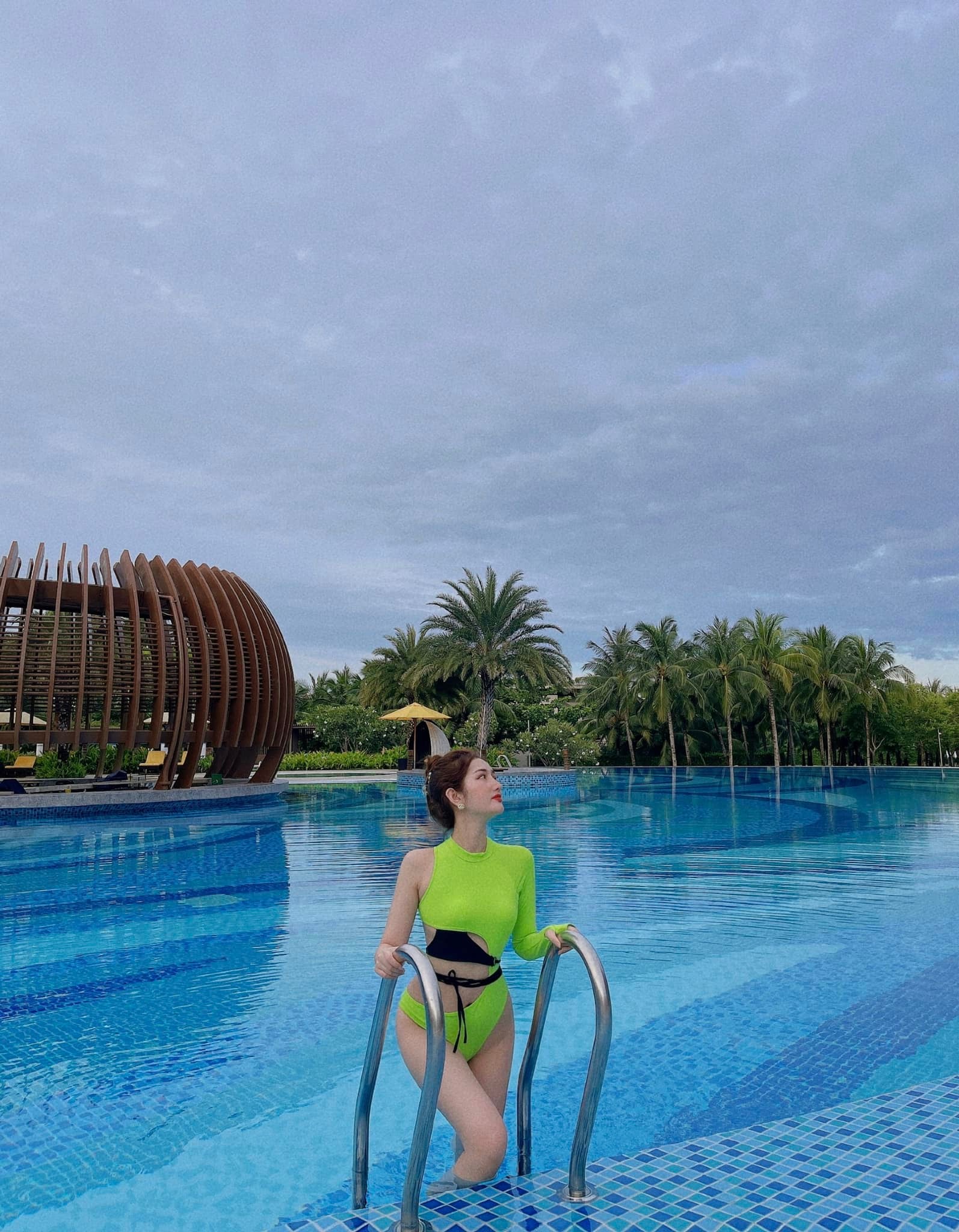 Ảnh Girl gym, Hotgirl Fitness, Ảnh gái tập gym, Girl tập gym, PT hotgirl, Huấn luyện viên hotgirl Lê Thùy Linh thuy.sandy