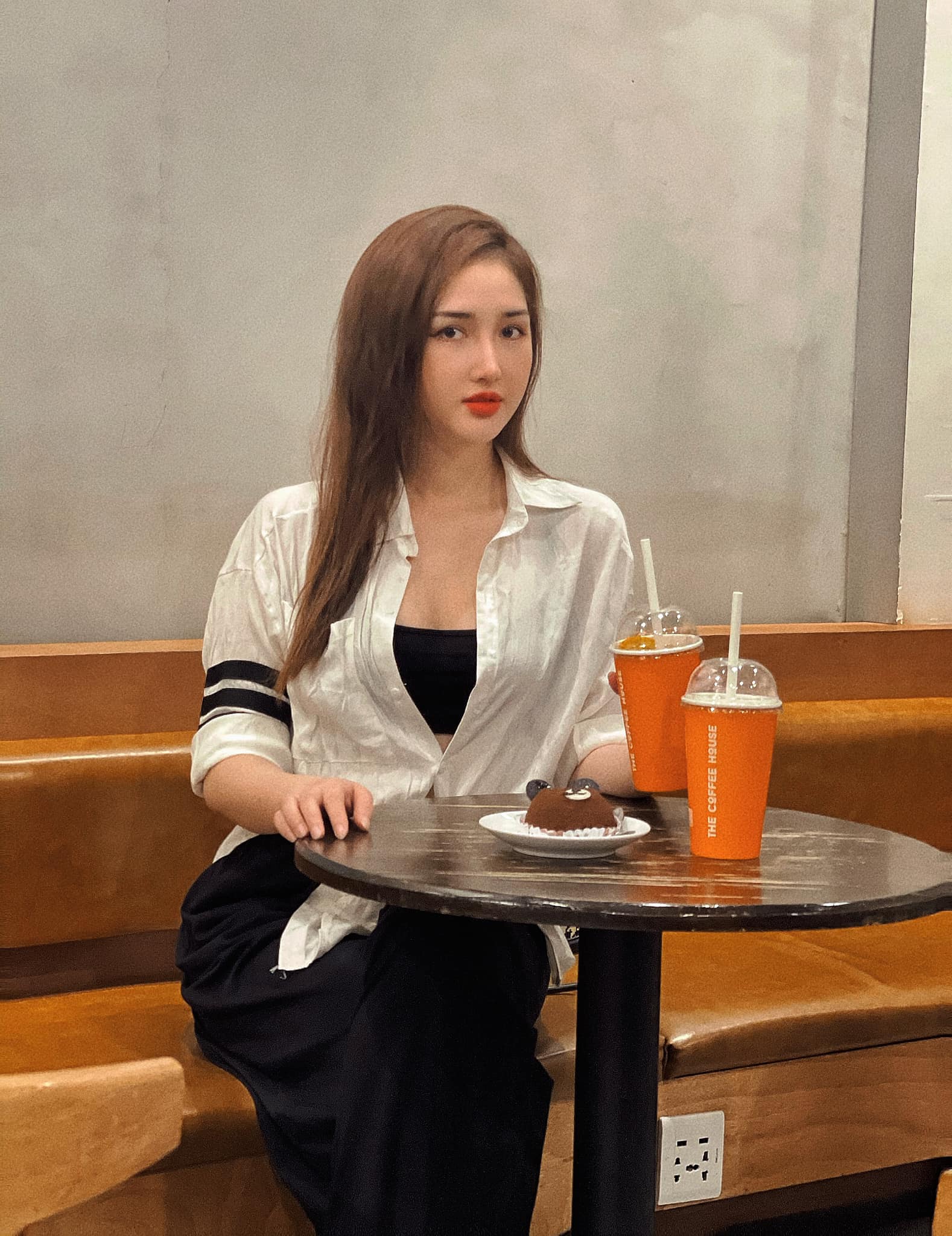 Ảnh Girl gym, Hotgirl Fitness, Ảnh gái tập gym, Girl tập gym, PT hotgirl, Huấn luyện viên hotgirl Lê Thùy Linh thuy.sandy