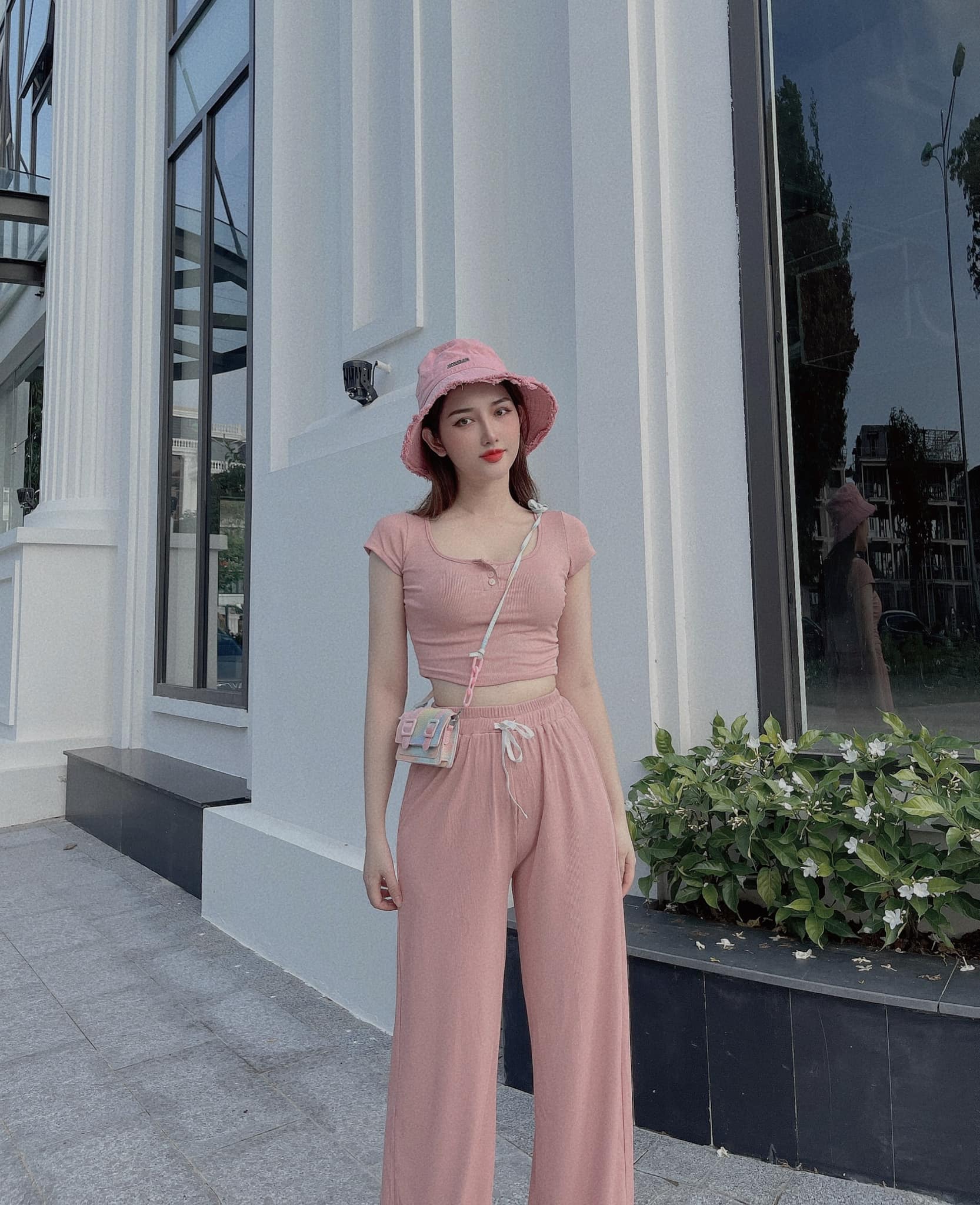 Ảnh Girl gym, Hotgirl Fitness, Ảnh gái tập gym, Girl tập gym, PT hotgirl, Huấn luyện viên hotgirl Lê Thùy Linh thuy.sandy