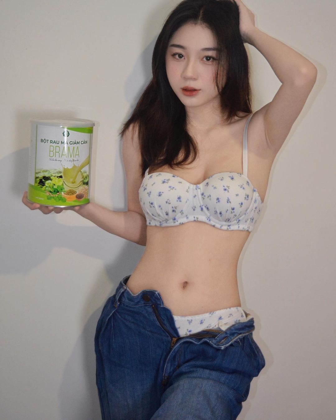 Linh Chi Phạm pham.linhchi.161 Hot Facebook, Ảnh hot girl, Hình ảnh gái xinh, Girl xinh Việt Nam, Photo gái xinh, Girl xinh Cute, Girl dễ thương