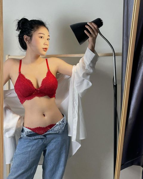 Hot Facebook, Ảnh hot girl, Hình ảnh gái xinh, Girl xinh Việt Nam, Photo gái xinh, Girl xinh Cute, Girl dễ thương Linh Chi Phạm pham.linhchi.161