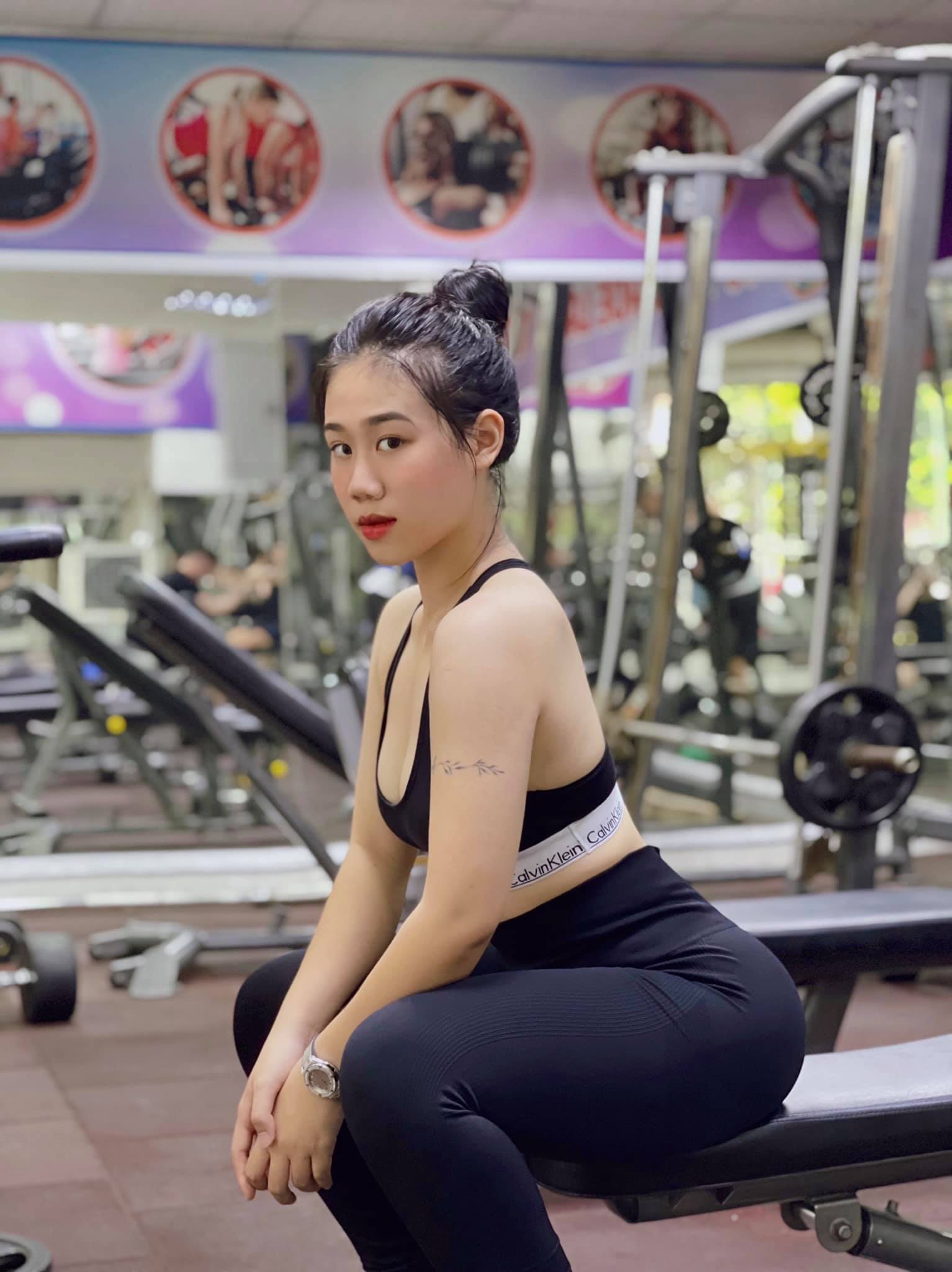Hot Facebook, Ảnh hot girl, Hình ảnh gái xinh, Girl xinh Việt Nam, Photo gái xinh, Girl xinh Cute, Girl dễ thương Linh Nguyễn id=100031904529122