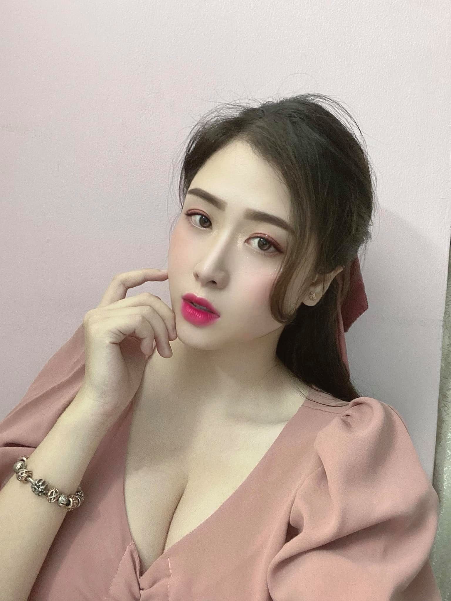 Lý Hoàng Thanh Thao Aysa.aysa0203 Gái xinh, Ảnh facebook, Facebook, Tiktok, Instagram, Ảnh gái xinh, Ảnh gái tập gym, Girl tập gym, Beautiful Girl, Ảnh đẹp