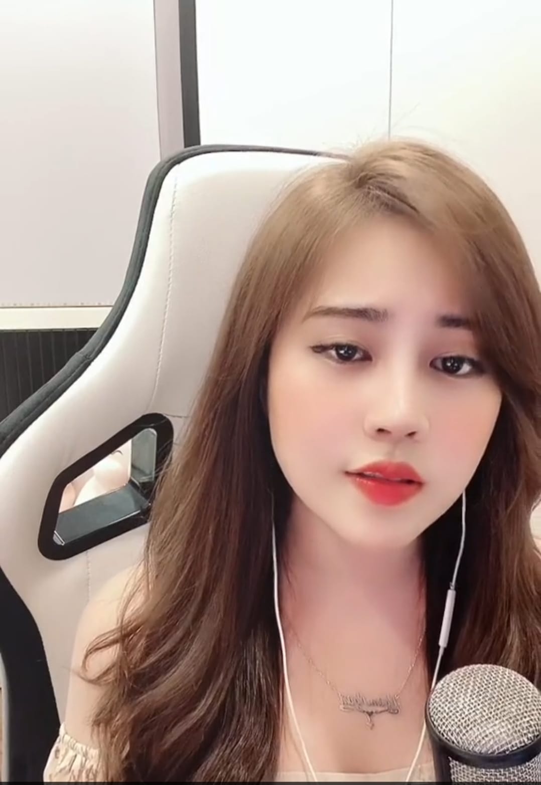 NN Ngân Ngân nn.nnganngan