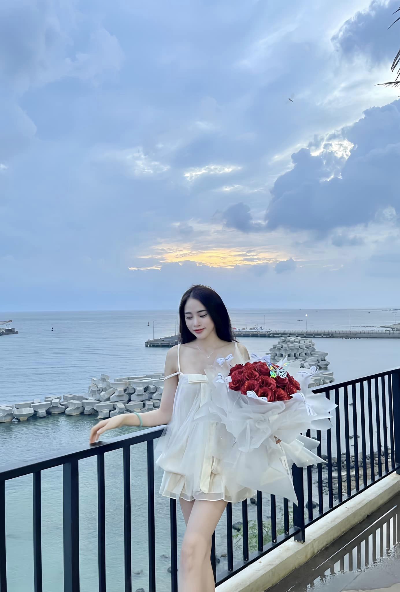 Link facebook, Hotgirl Facebook, Gái xinh facebook, KOLs facebook, Ảnh gái xinh, Hotgirl Ngô Thị Thu Hiền thuhien.ngothi.9085