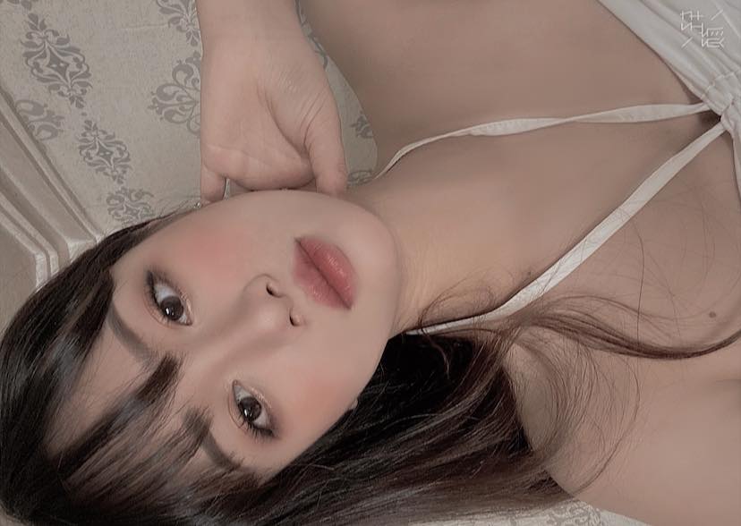 Link facebook, Hotgirl Facebook, Gái xinh facebook, KOLs facebook, Ảnh gái xinh, Hotgirl Nguyễn Hương Quỳnh Quynhquyenruhihi