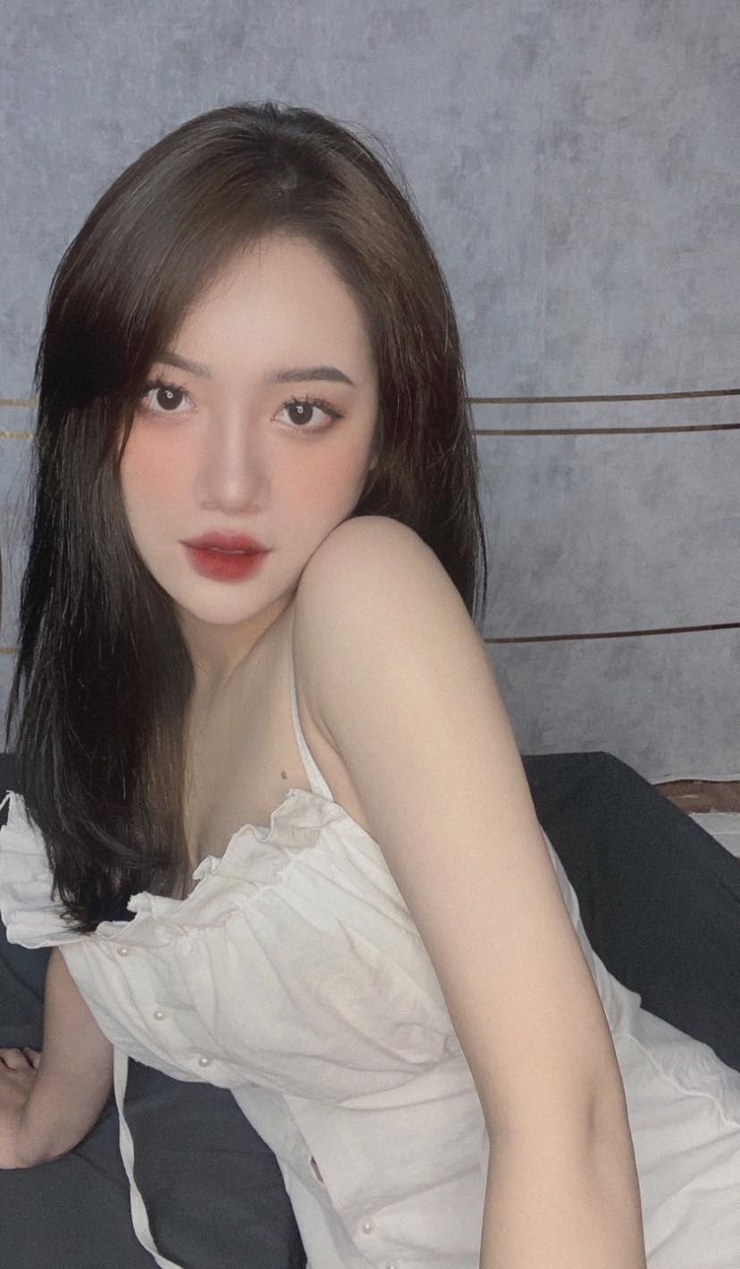 Link facebook, Hotgirl Facebook, Gái xinh facebook, KOLs facebook, Ảnh gái xinh, Hotgirl Nguyễn Hương Quỳnh Quynhquyenruhihi