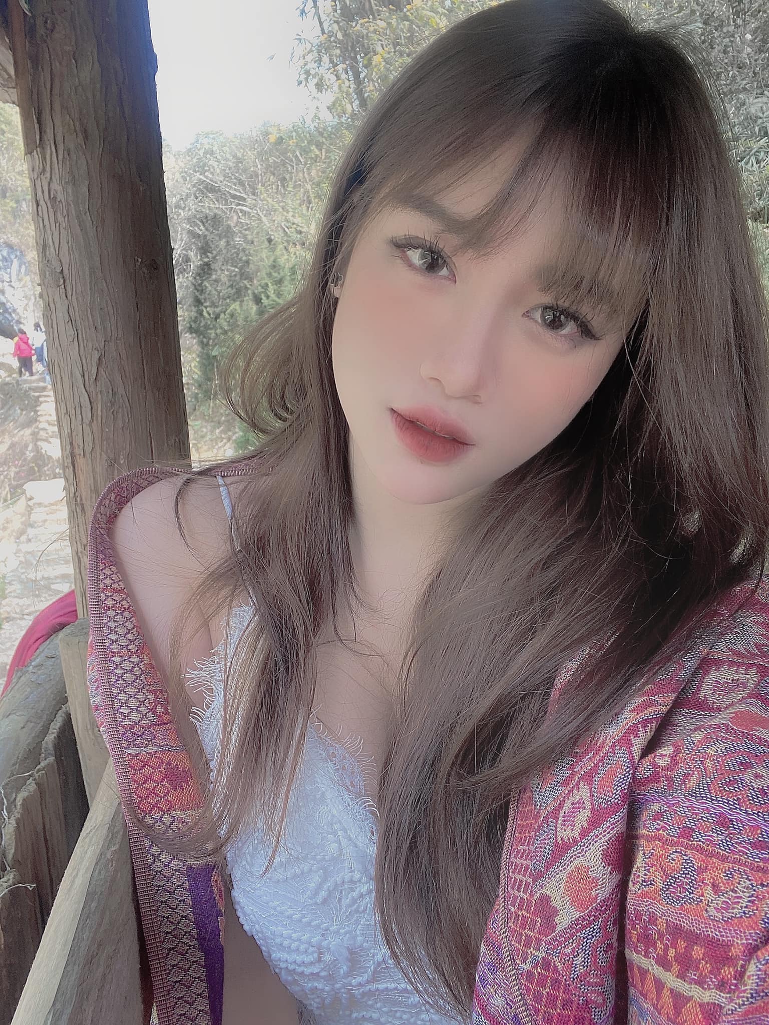 Link facebook, Hotgirl Facebook, Gái xinh facebook, KOLs facebook, Ảnh gái xinh, Hotgirl Nguyễn Hương Quỳnh Quynhquyenruhihi