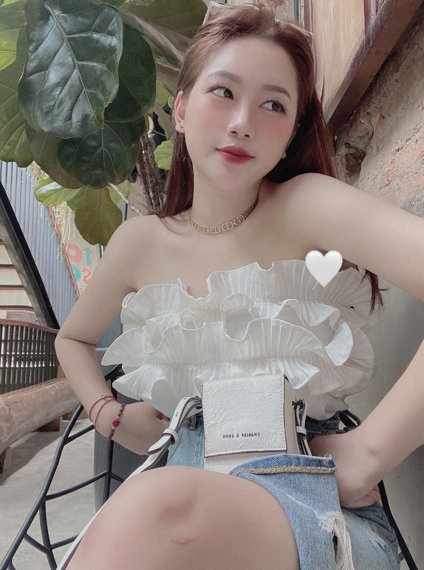 Link facebook, Hotgirl Facebook, Gái xinh facebook, KOLs facebook, Ảnh gái xinh, Hotgirl Nguyễn Hương Quỳnh Quynhquyenruhihi
