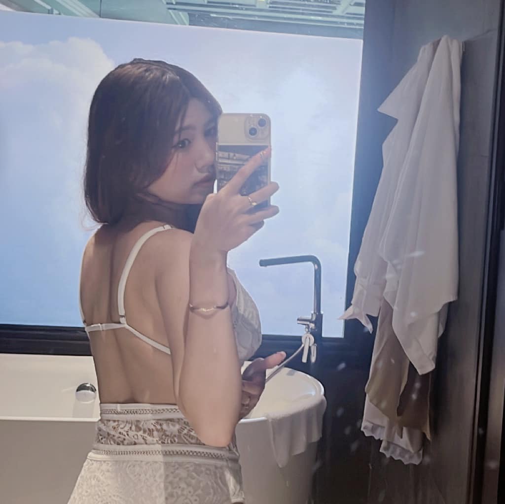 Link facebook, Hotgirl Facebook, Gái xinh facebook, KOLs facebook, Ảnh gái xinh, Hotgirl Nguyễn Ngọc Tương Vy vylucky.nguyen