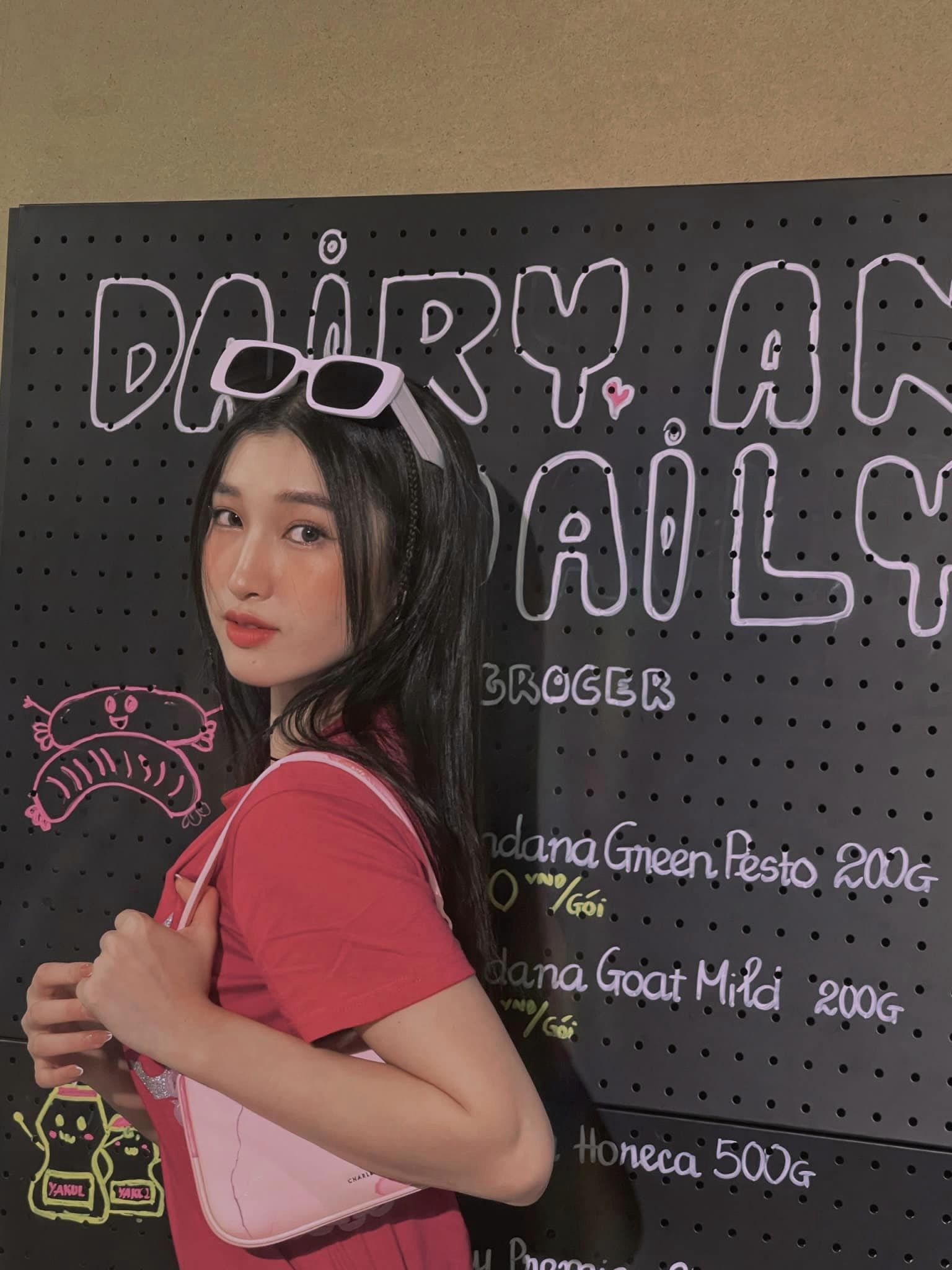 Á hậu, Miss World Vietnam, Người nổi tiếng Nguyễn Phương Nhi nhi.rub.3