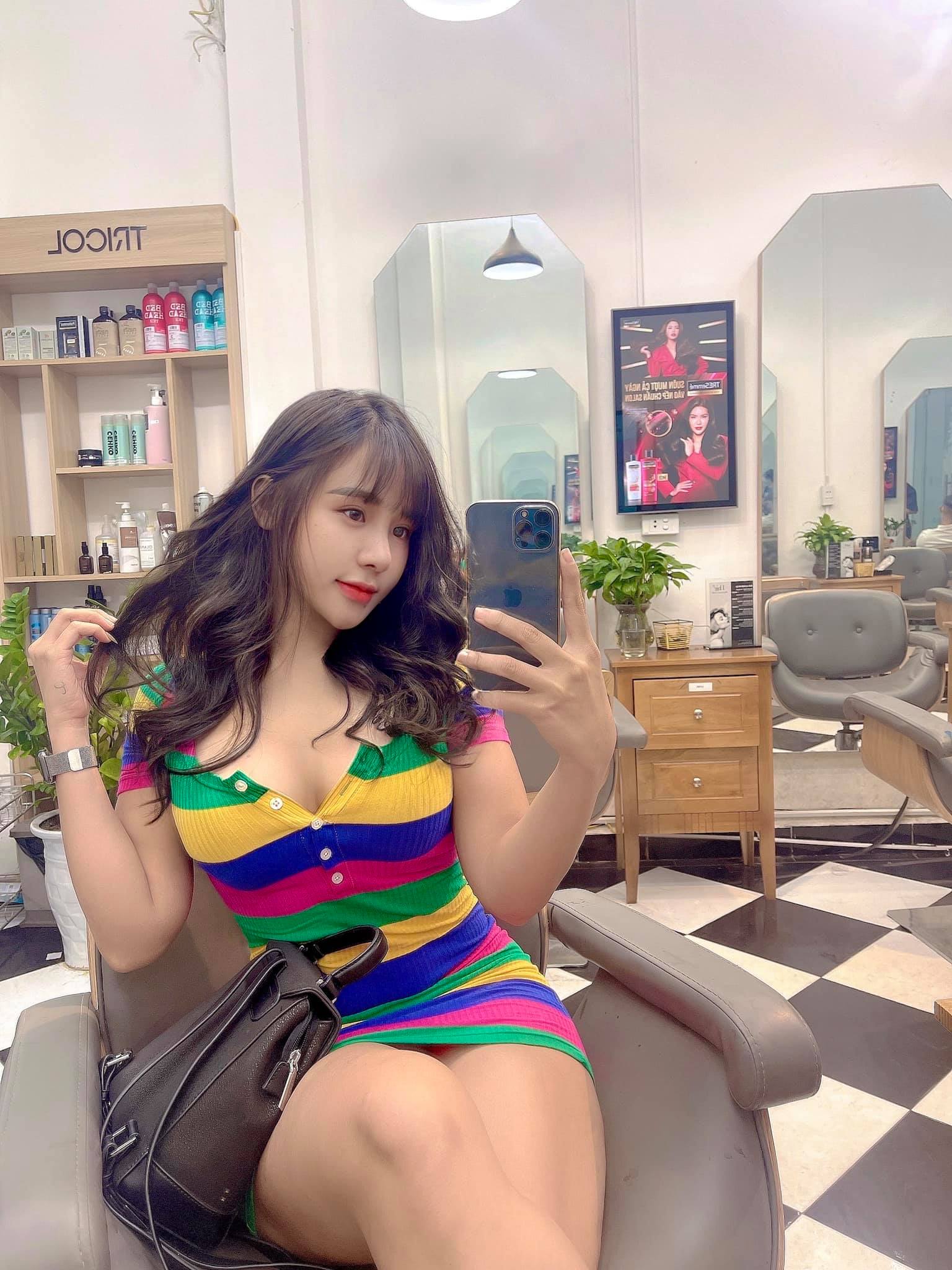 Ảnh Girl gym, Hotgirl Fitness, Ảnh gái tập gym, Girl tập gym, PT hotgirl, Huấn luyện viên hotgirl Nguyễn Quỳnh quynh.nguyen.171997