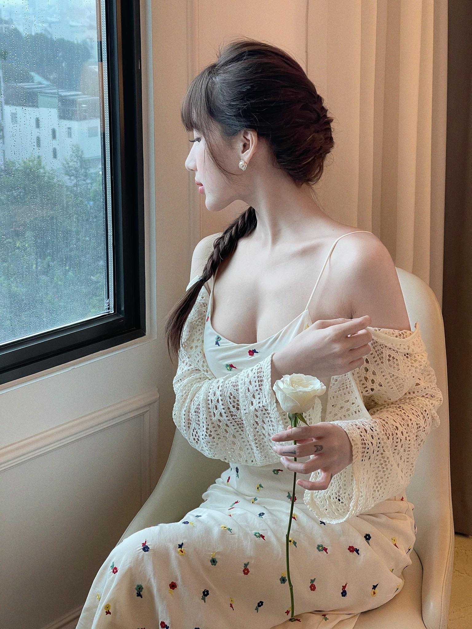 Ảnh Girl gym, Hotgirl Fitness, Ảnh gái tập gym, Girl tập gym, PT hotgirl, Huấn luyện viên hotgirl Nguyễn lâm Hoàng Quyên nguyenlamhoangquyen