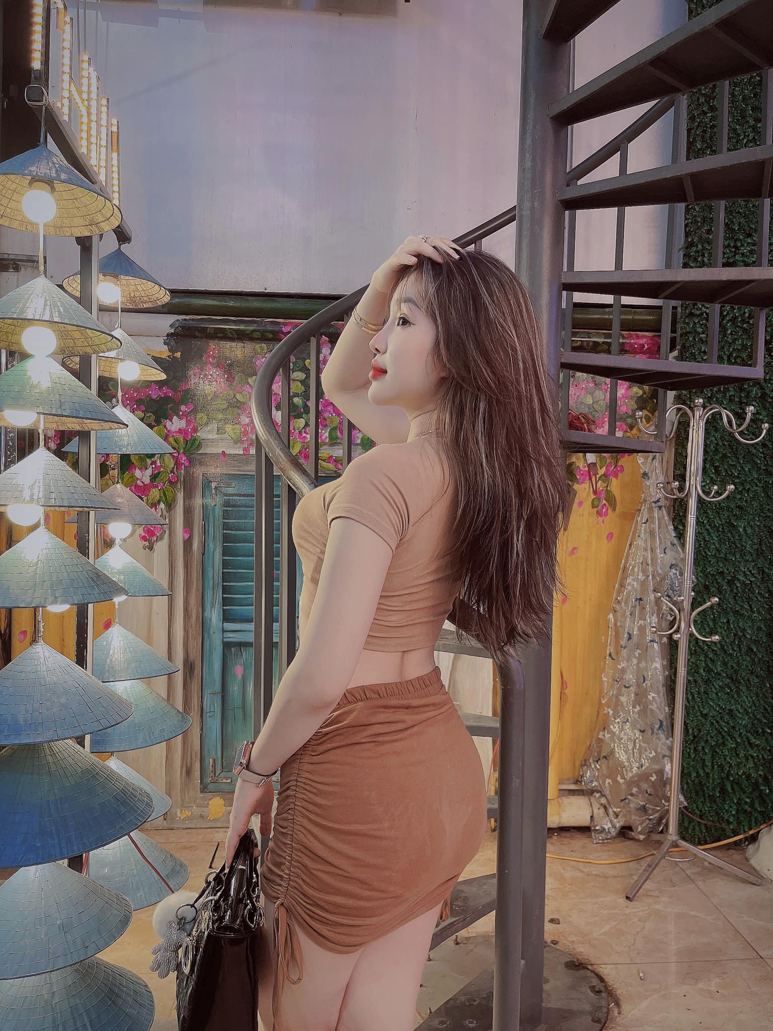 Ảnh Girl gym, Hotgirl Fitness, Ảnh gái tập gym, Girl tập gym, PT hotgirl, Huấn luyện viên hotgirl Nhật Quỳnh subommmm