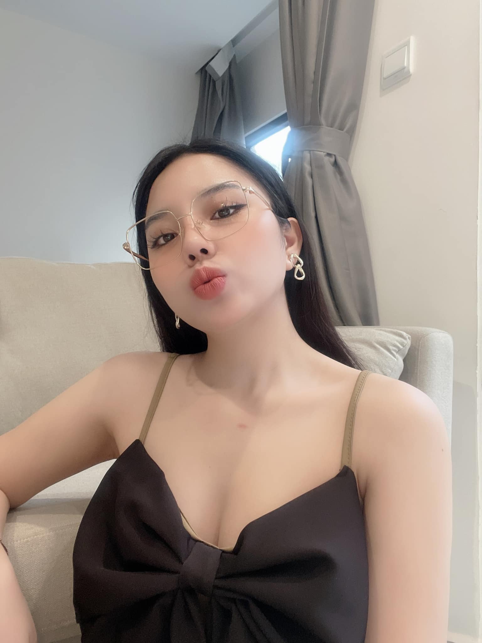 Phạm Hạ Vy phamhavy04
