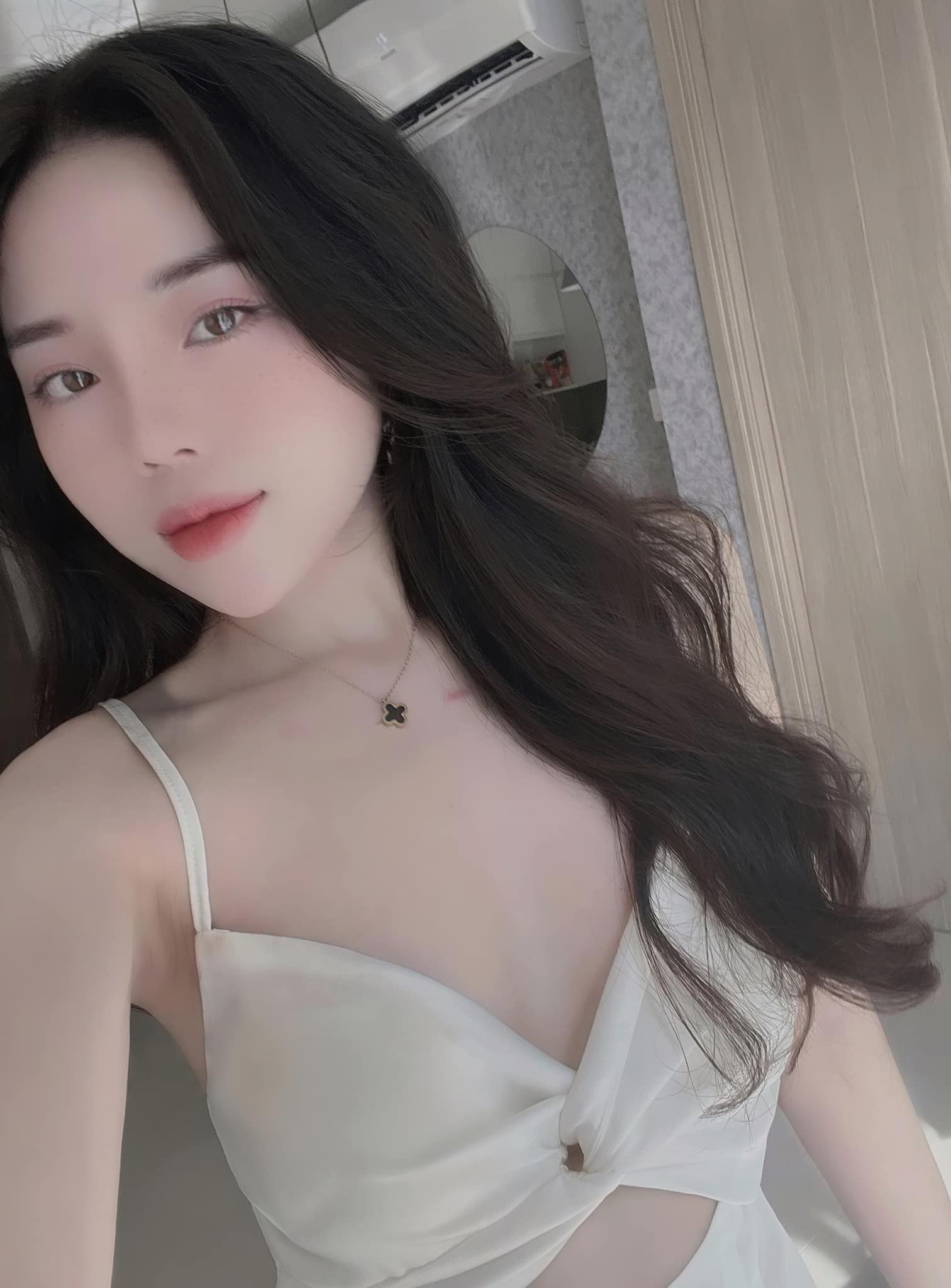 Phạm Hạ Vy phamhavy04