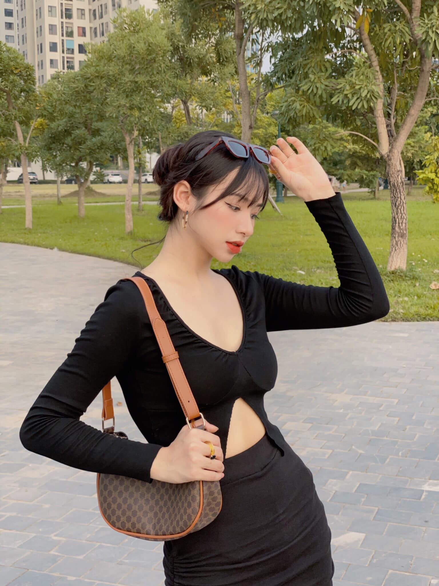 Ảnh Girl gym, Hotgirl Fitness, Ảnh gái tập gym, Girl tập gym, PT hotgirl, Huấn luyện viên hotgirl Phạm Thị Hồng Sang hongsang04122001