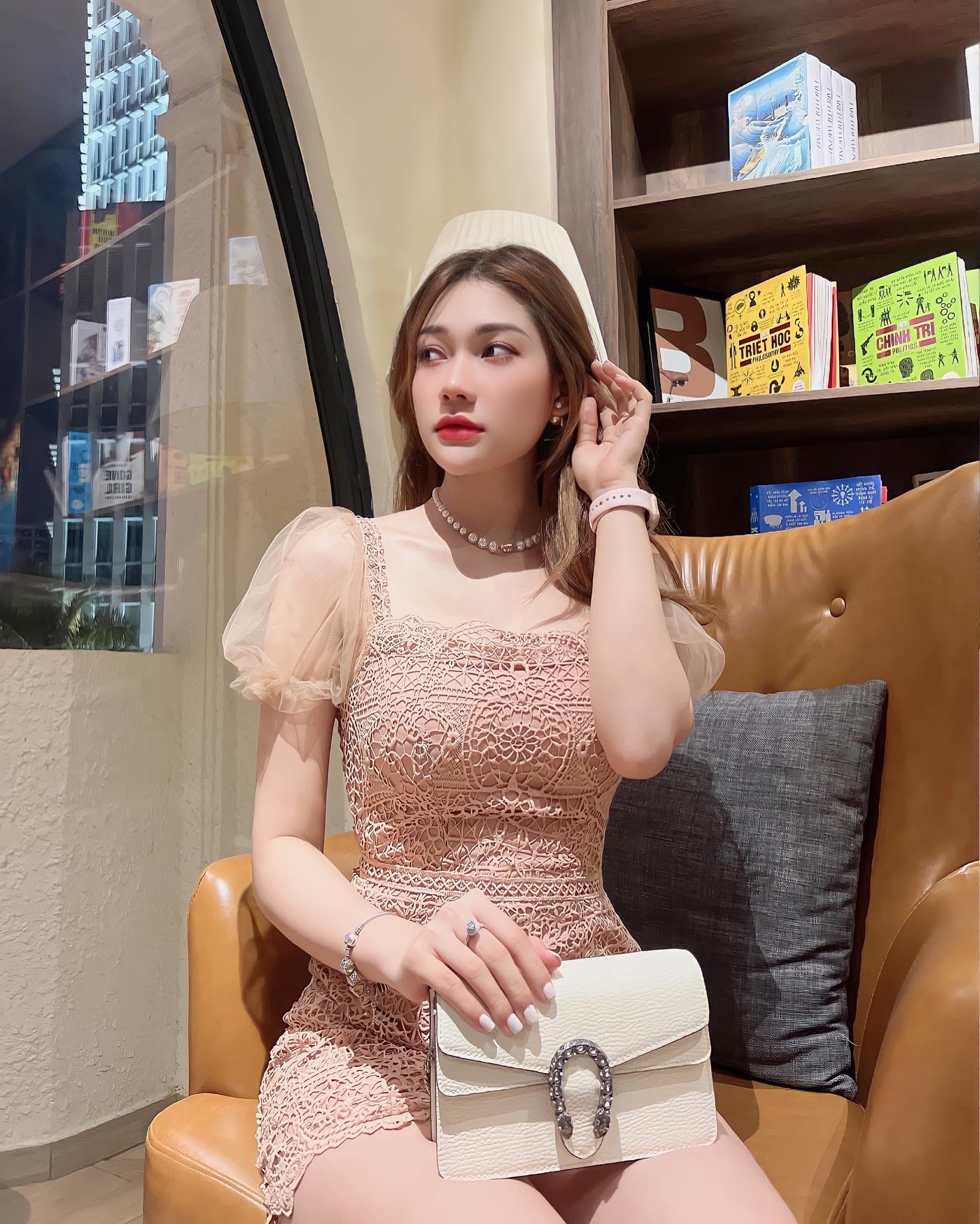 Ảnh Girl gym, Hotgirl Fitness, Ảnh gái tập gym, Girl tập gym, PT hotgirl, Huấn luyện viên hotgirl Quỳnh My Myxinhdepnhatne