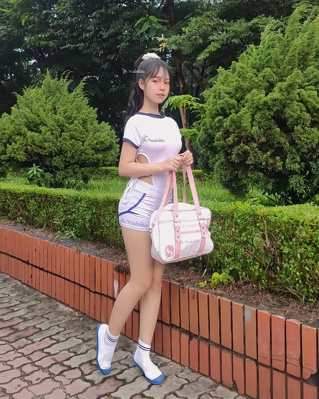 Thương Huyền yeulolita