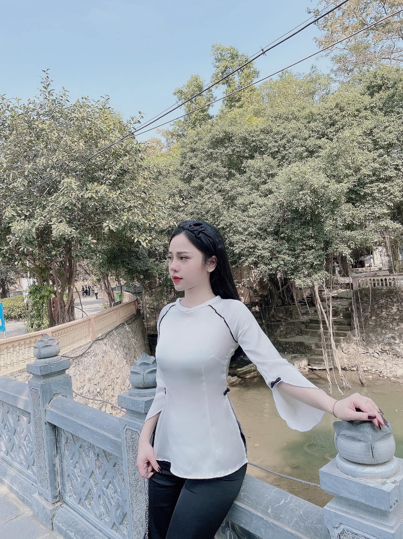 Link facebook, Hotgirl Facebook, Gái xinh facebook, KOLs facebook, Ảnh gái xinh, Hotgirl Thùy Linh Nguyễn profile.php?id=id=100071065833321