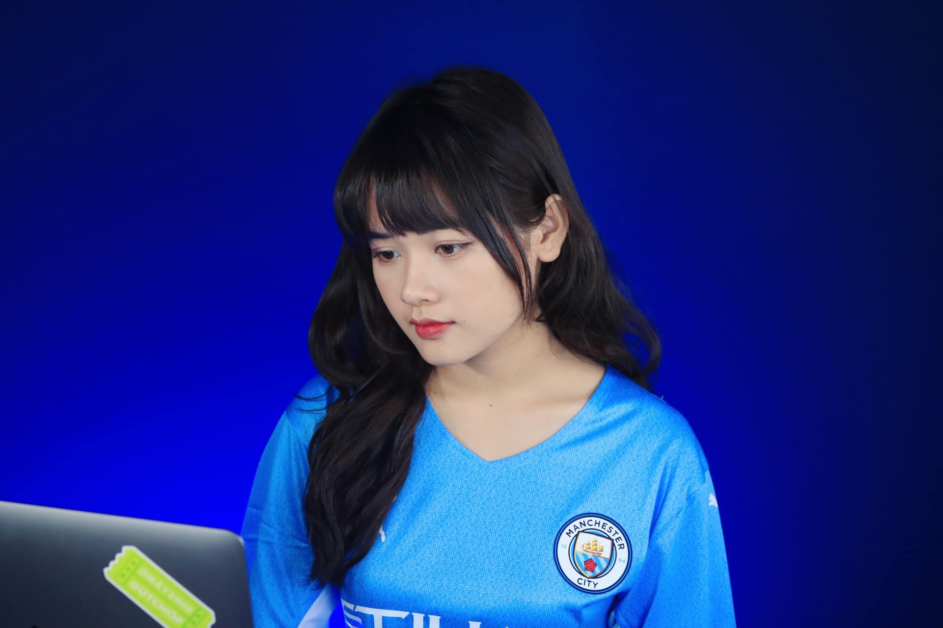 Trần Đan Thi ĐT Xứ Wale Danthi2406