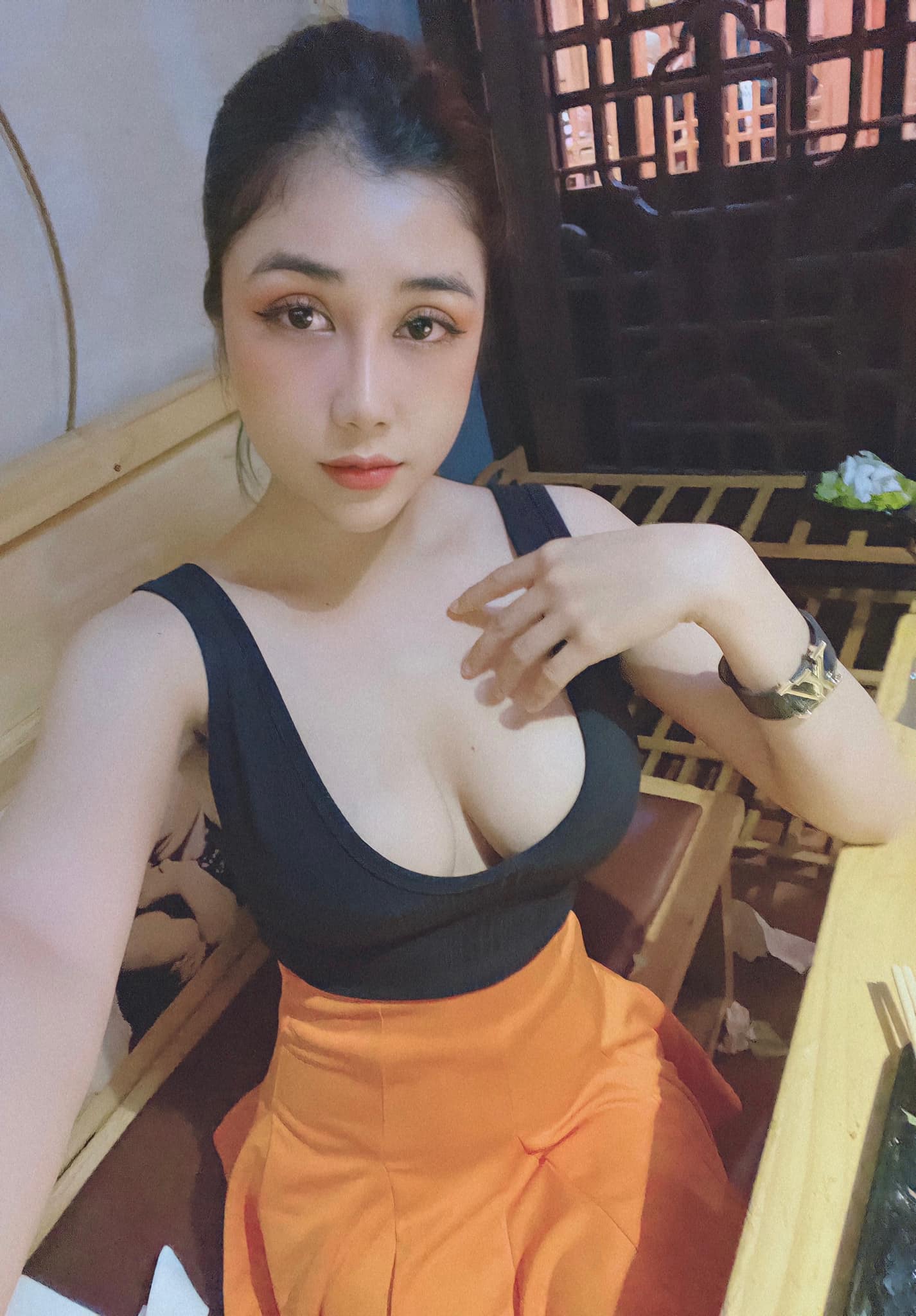 Girl Sexy, Tú Uyên id=100036012704838